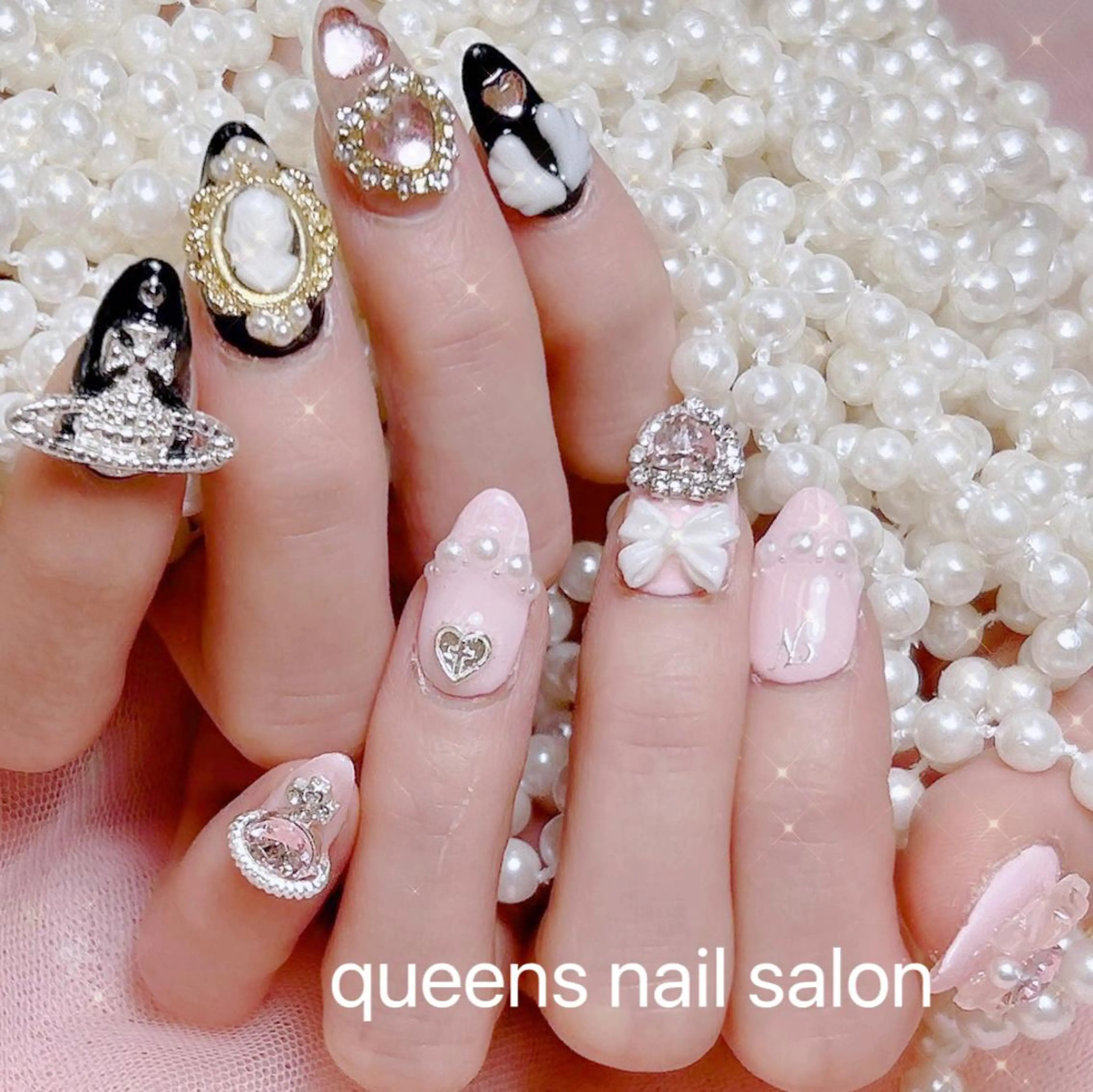 ネイル queens nailsalonのネイルデザイン