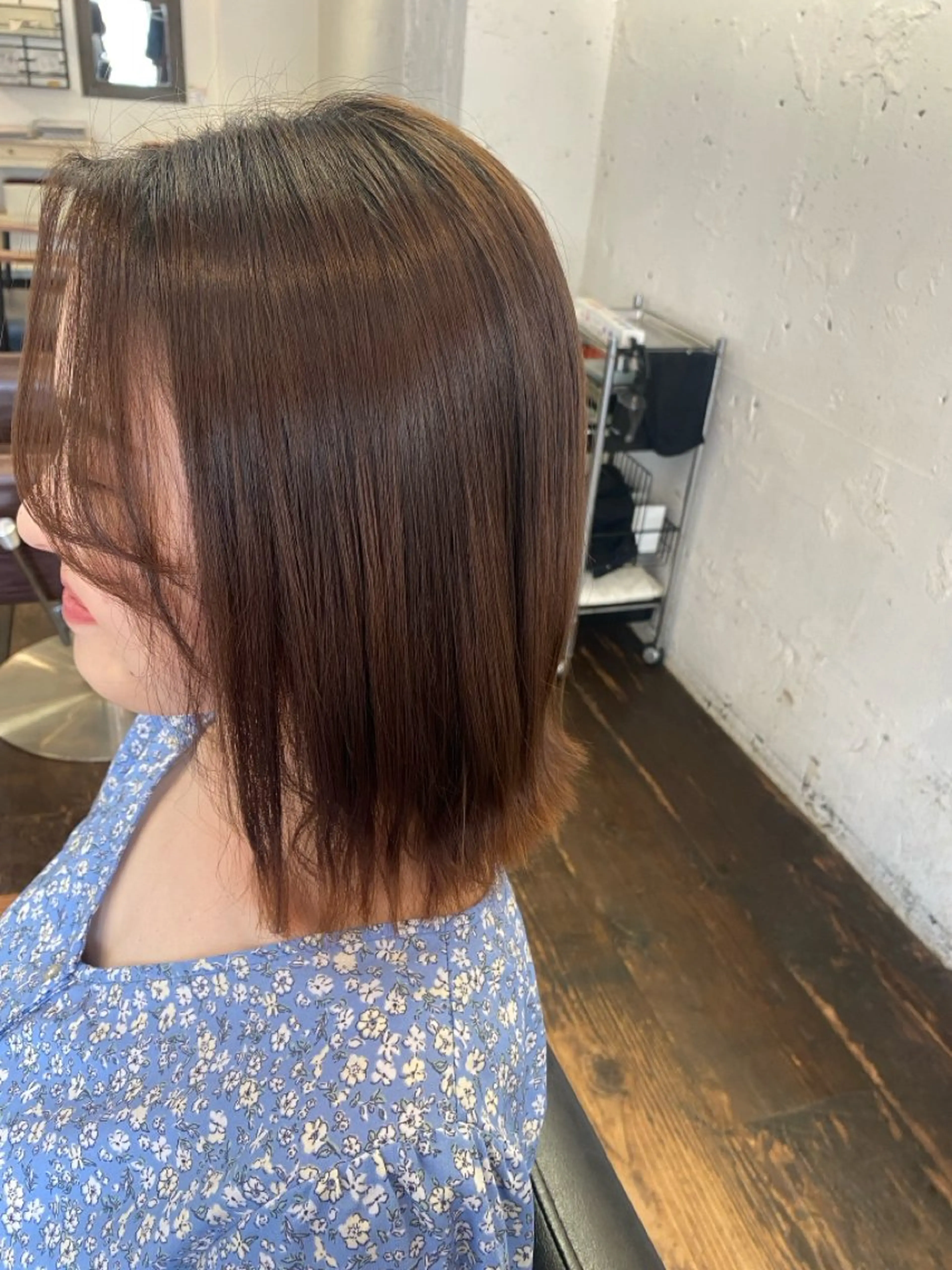 ミディアム ケアストレート ハナシロミサキのヘアスタイル