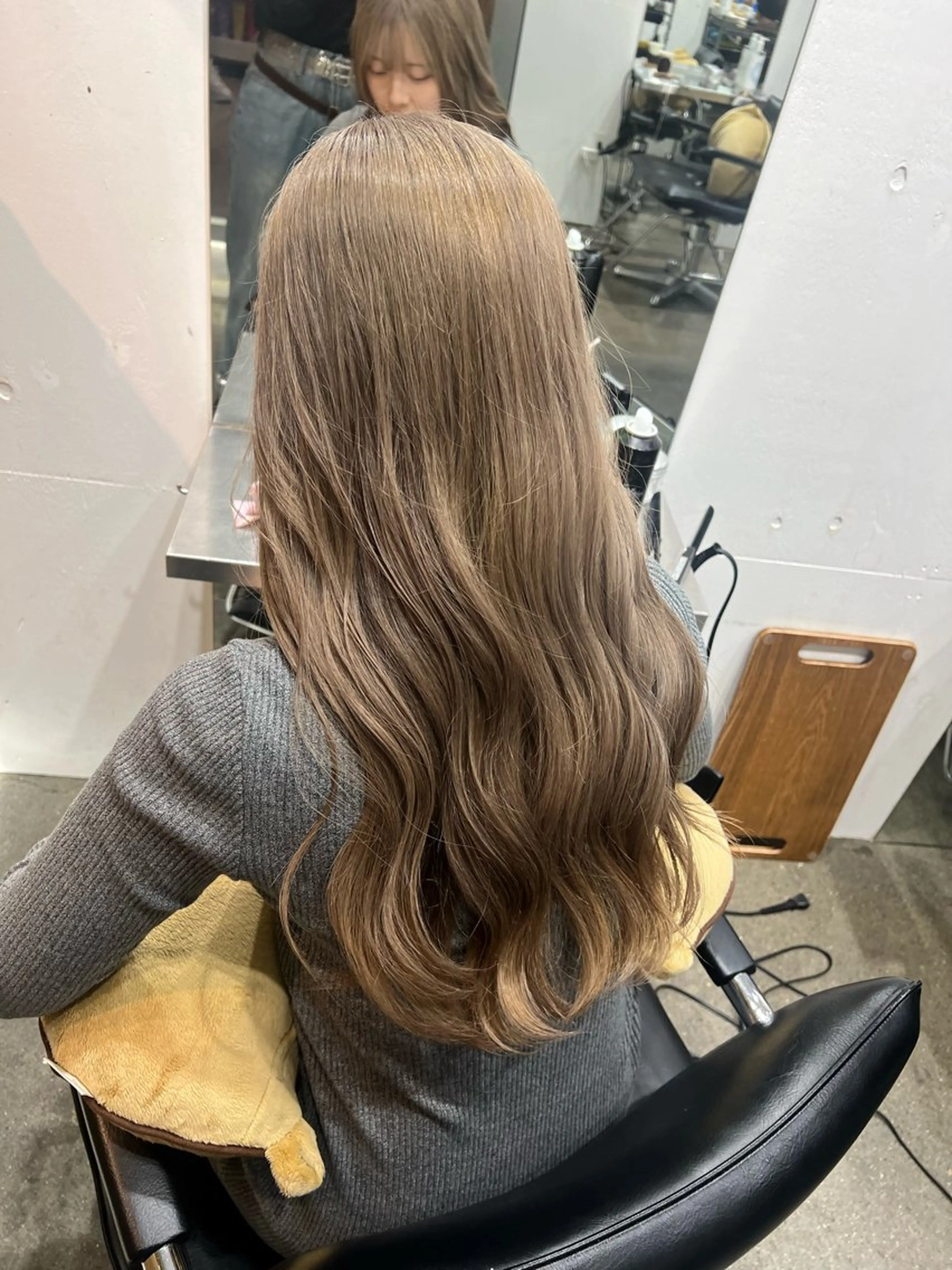 ロング カラー ブリーチ ケアブリーチ ヘアカラー トリートメント ヘッドスパ ✨髪質改善矯正× ブリーチ✨YU-KIのヘアスタイル