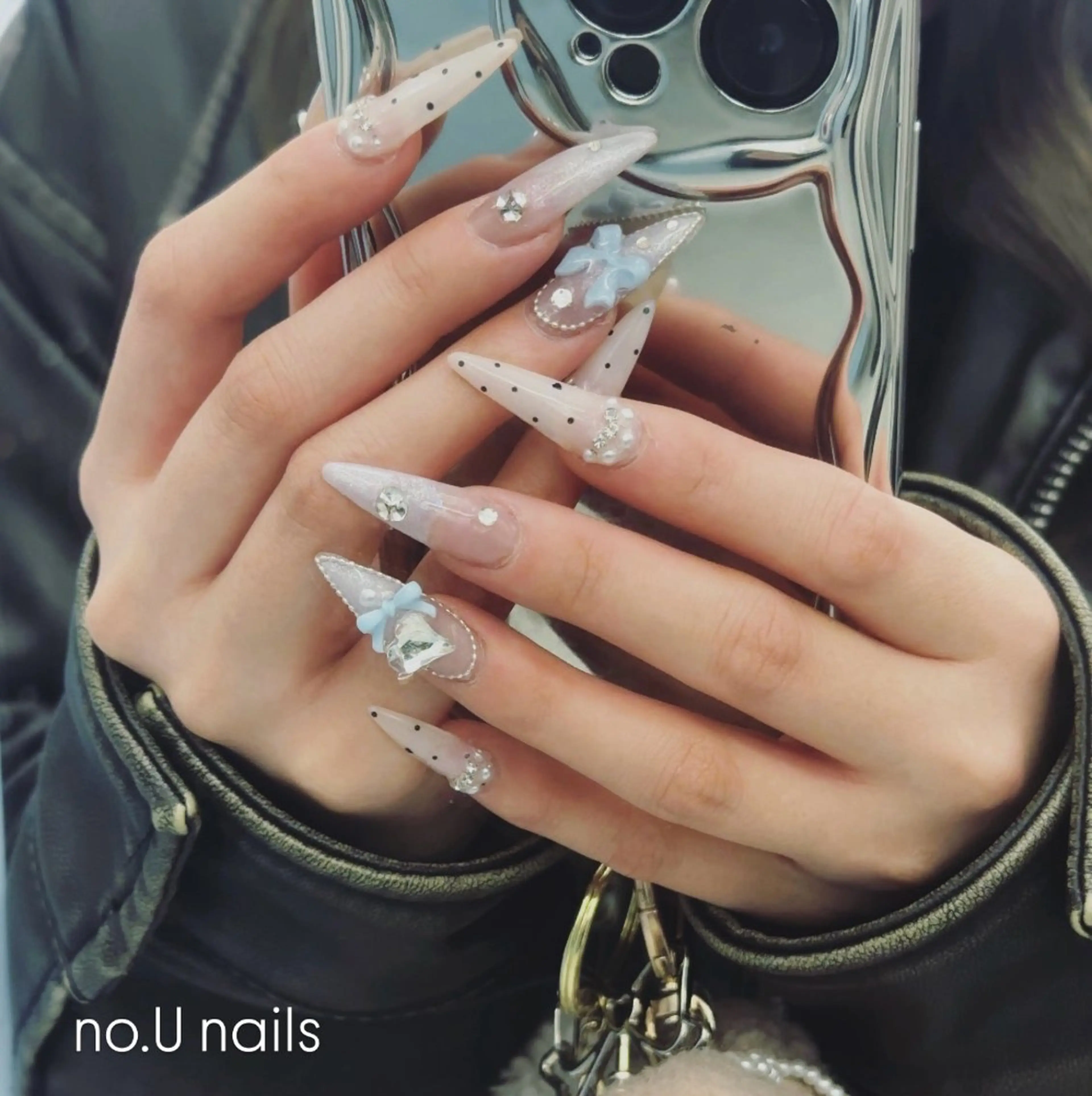 ネイル ラメ(グリッター) 水色 春ネイル ホワイト ハンドネイル no.U nailsのネイルデザイン