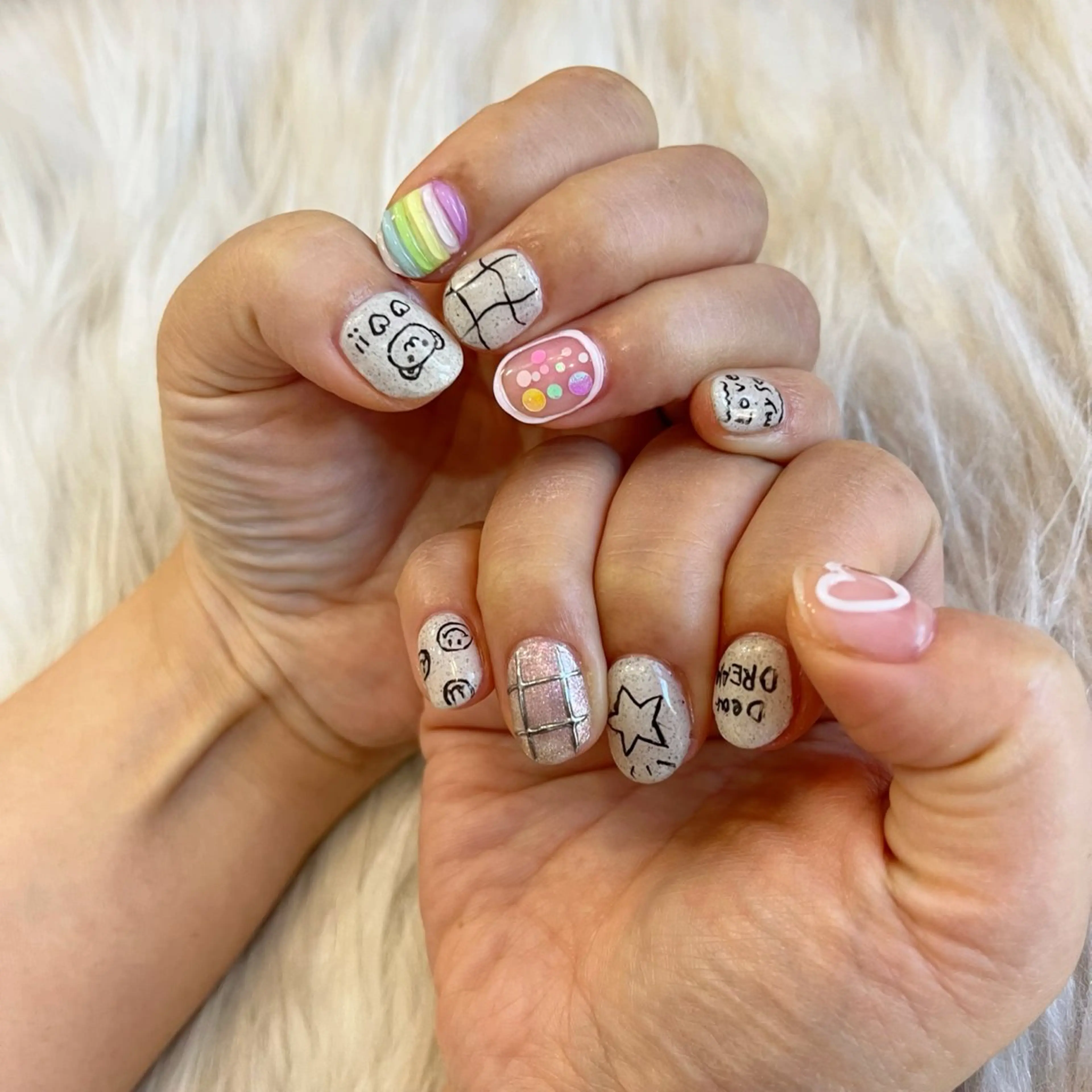 ネイル ハンドネイル 茂木 柚佳のネイルデザイン