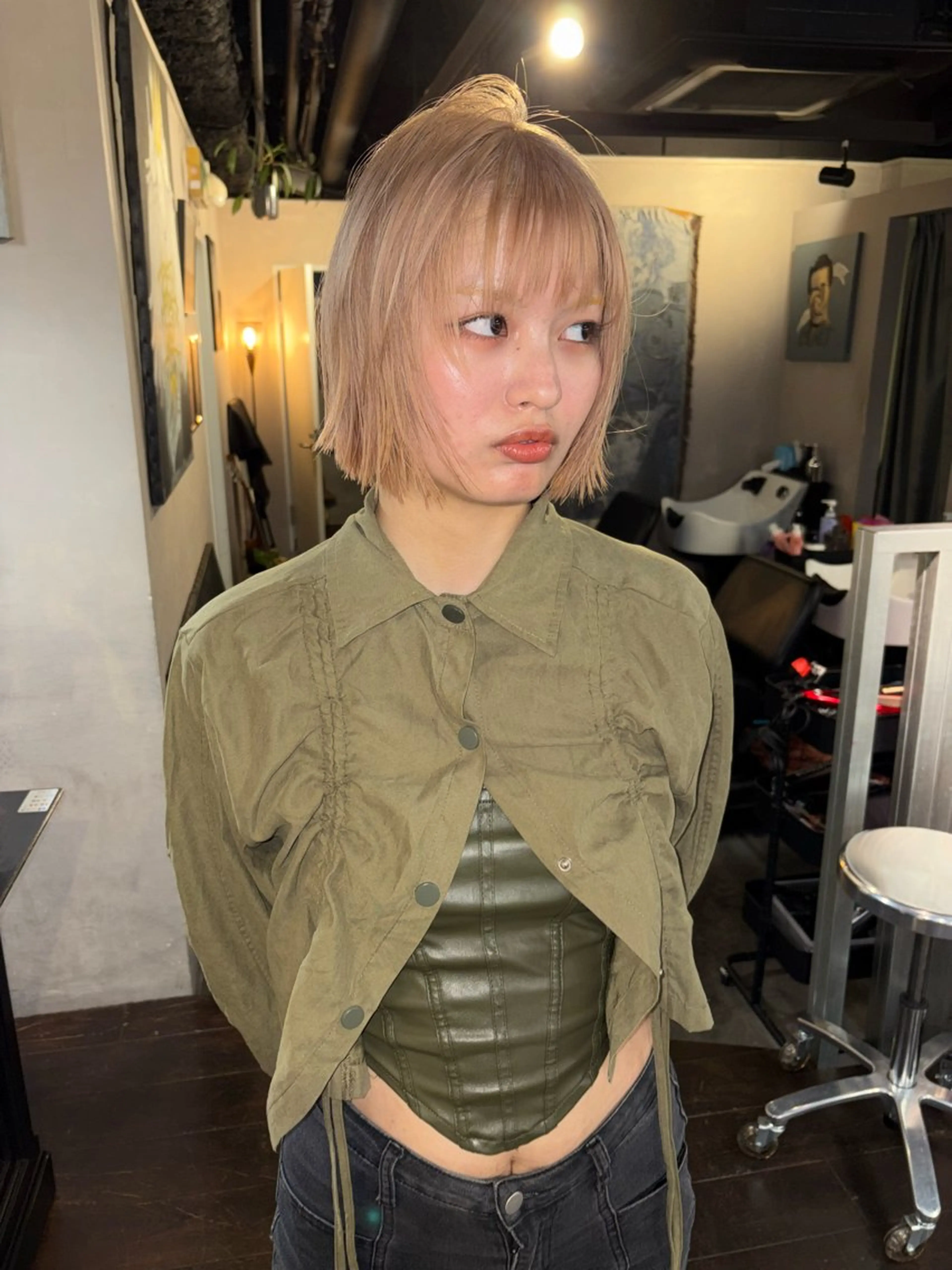 ショート カラー カット ヘアカラー 心斎橋/デザインカラ ー/海外風/ナツミのヘアスタイル