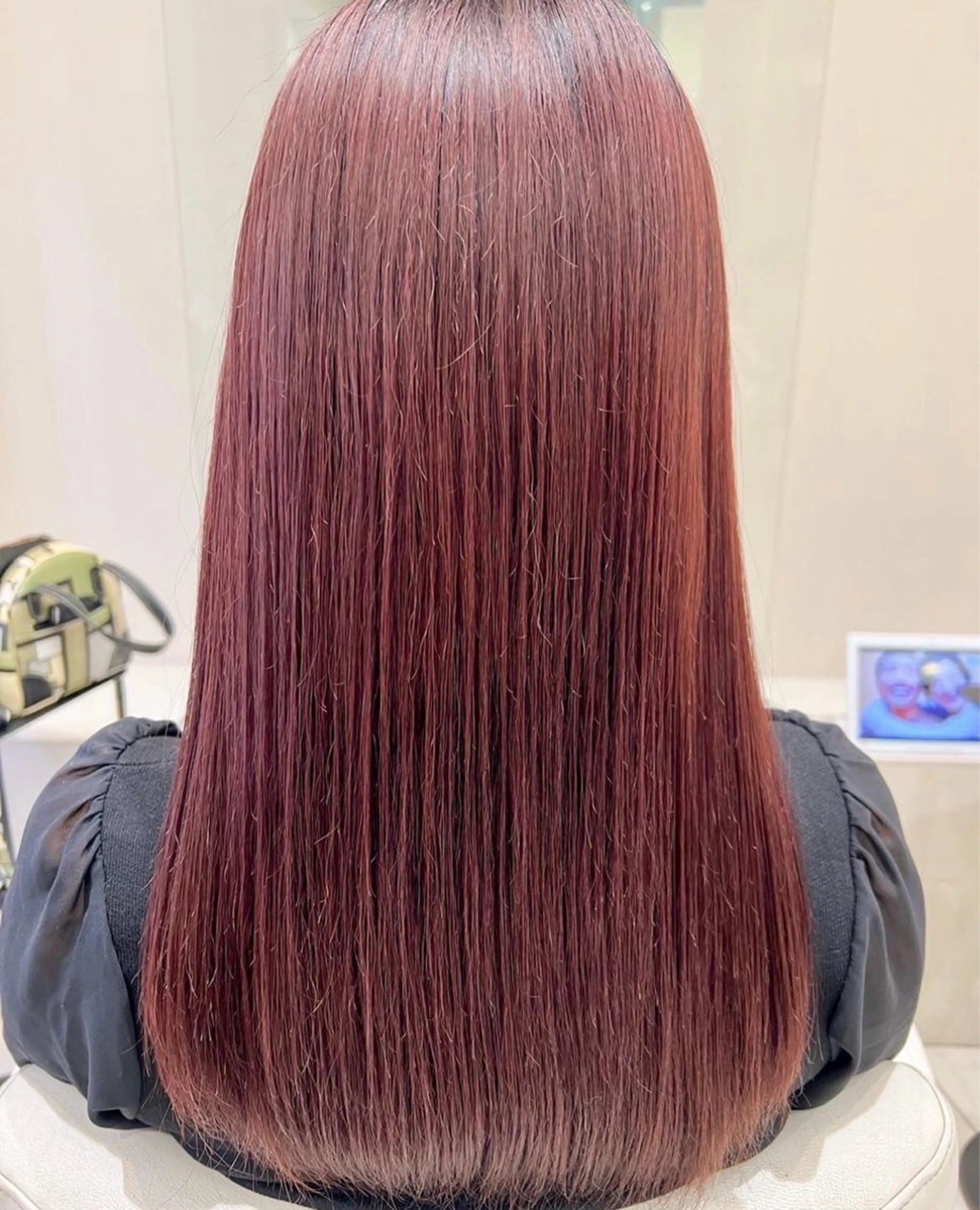 カラー 林 美月のヘアスタイル