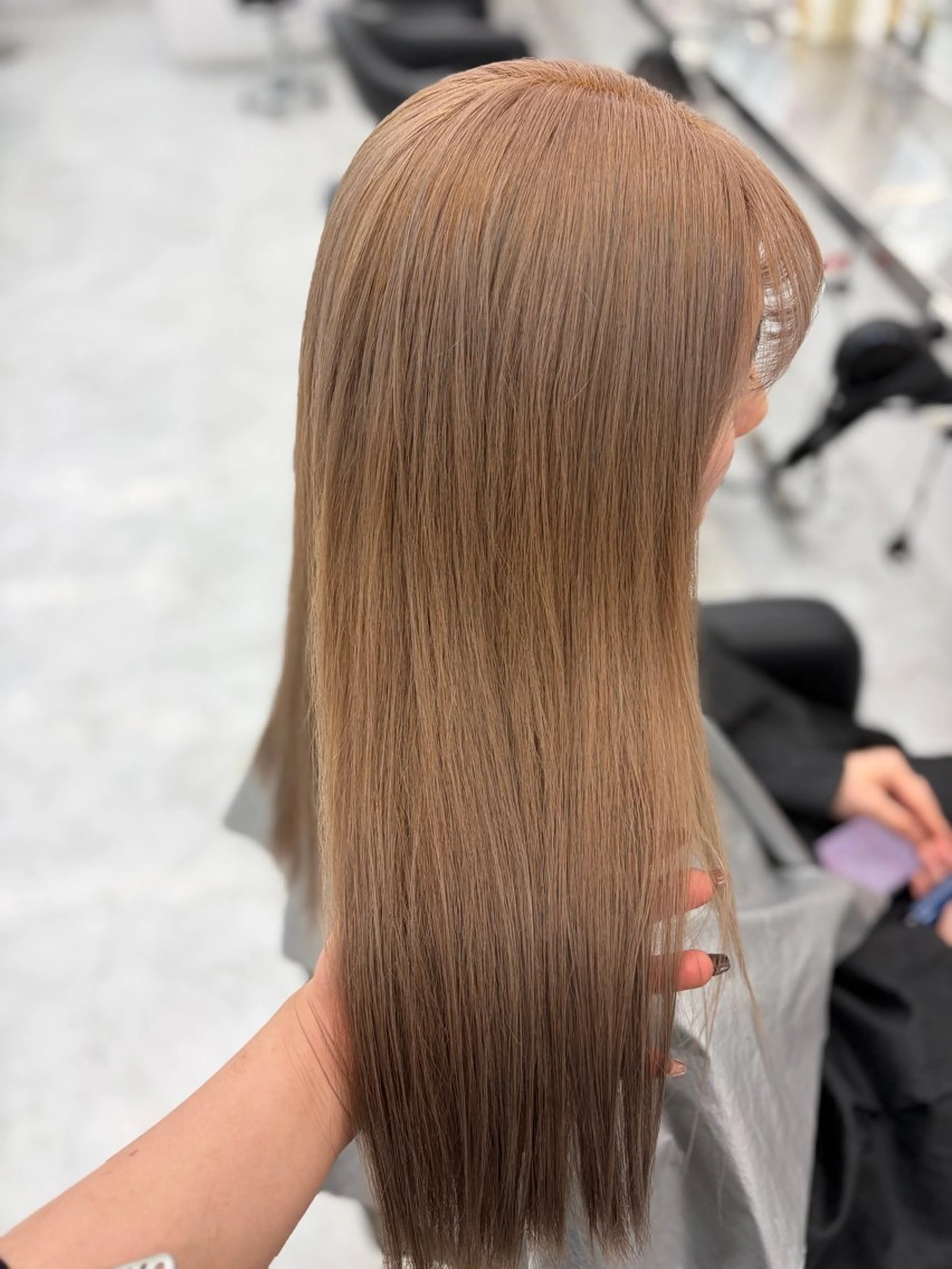 ロング ヘアカラー ヘアセット 艶髪ハイトーンカラー 渋谷🎀ririkaのヘアスタイル