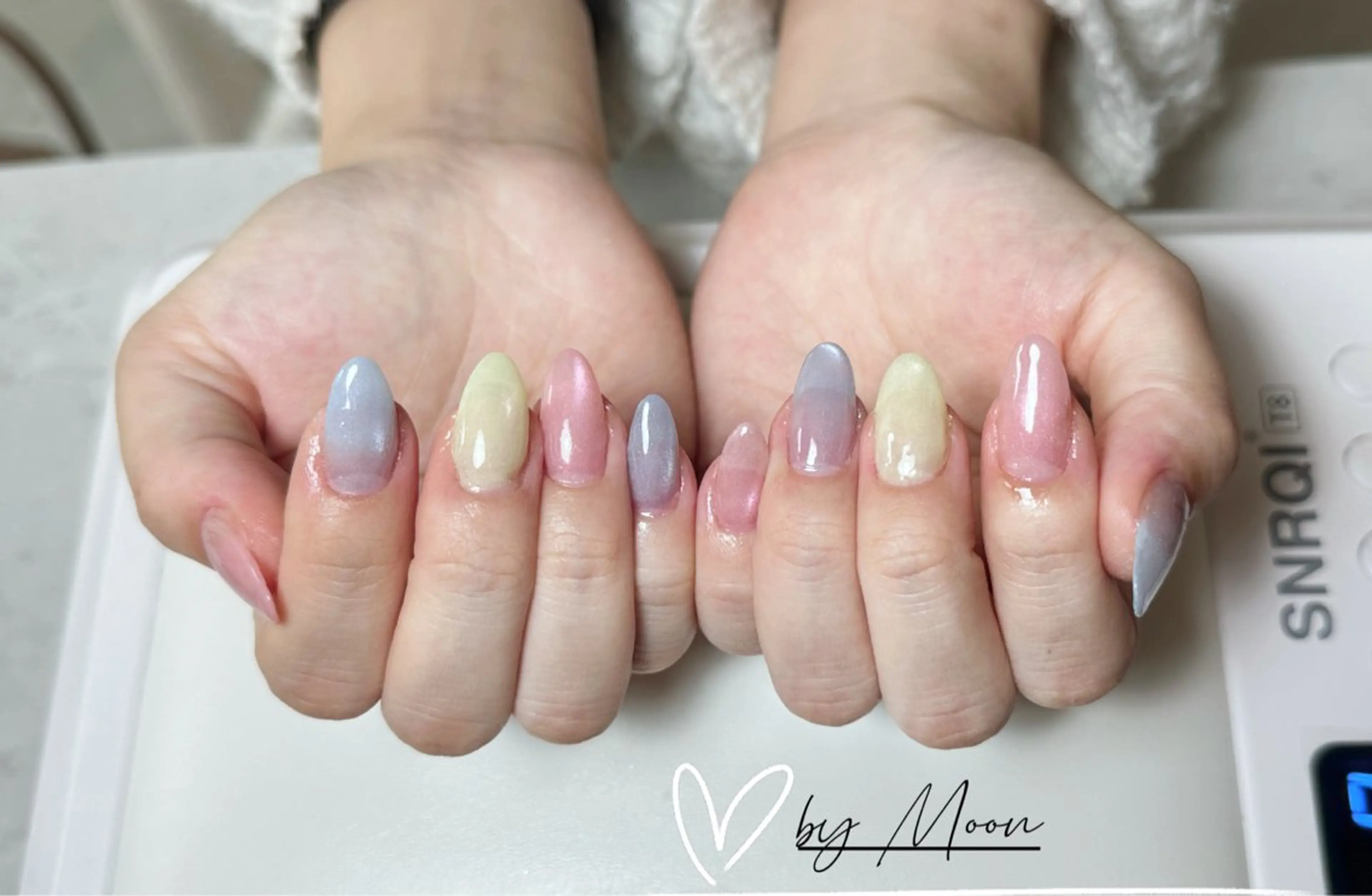 ネイル Moon Nailsのネイルデザイン