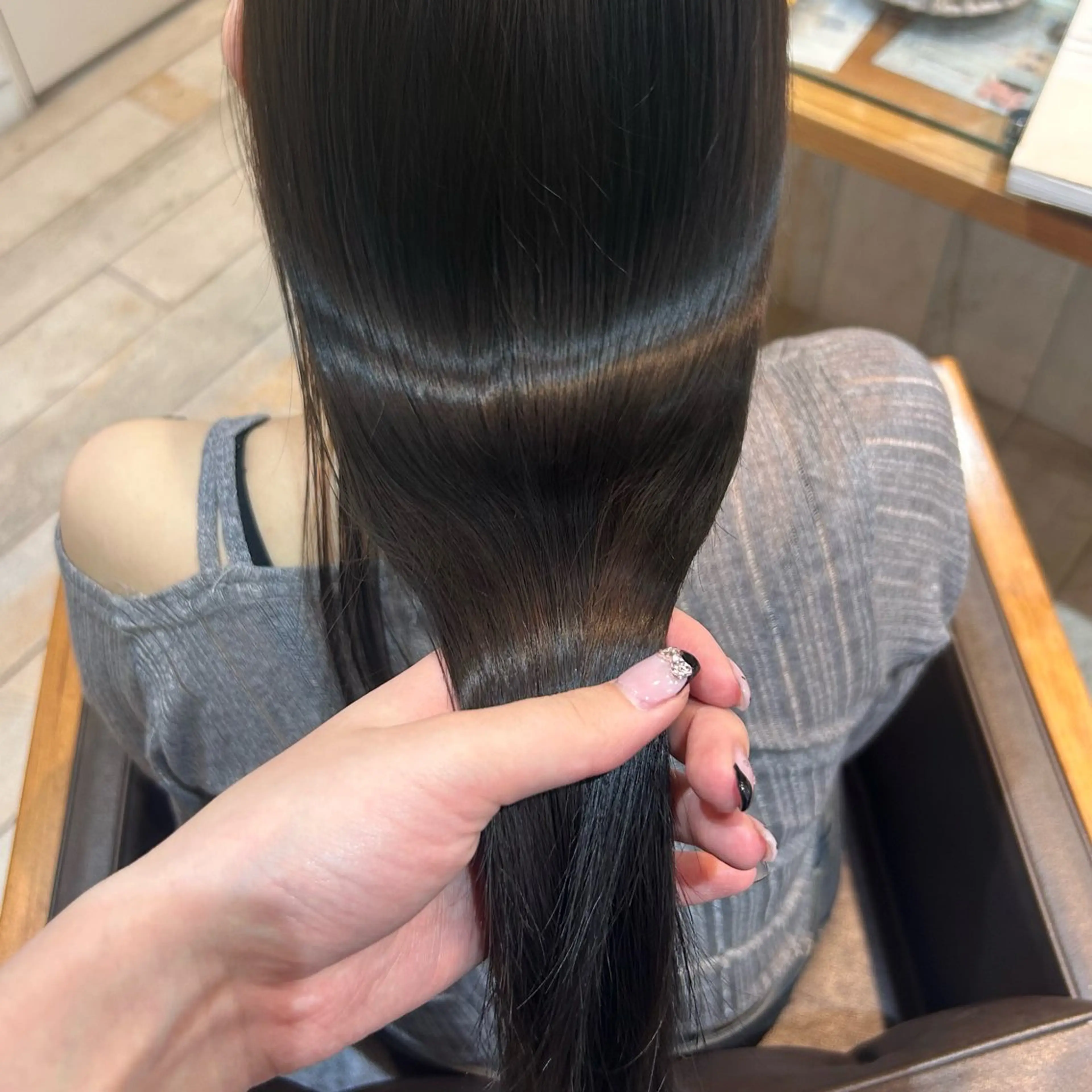 ロング カラー ヘアカラー トリートメント Rion/渋谷 /ブリーチなしカラーのヘアスタイル