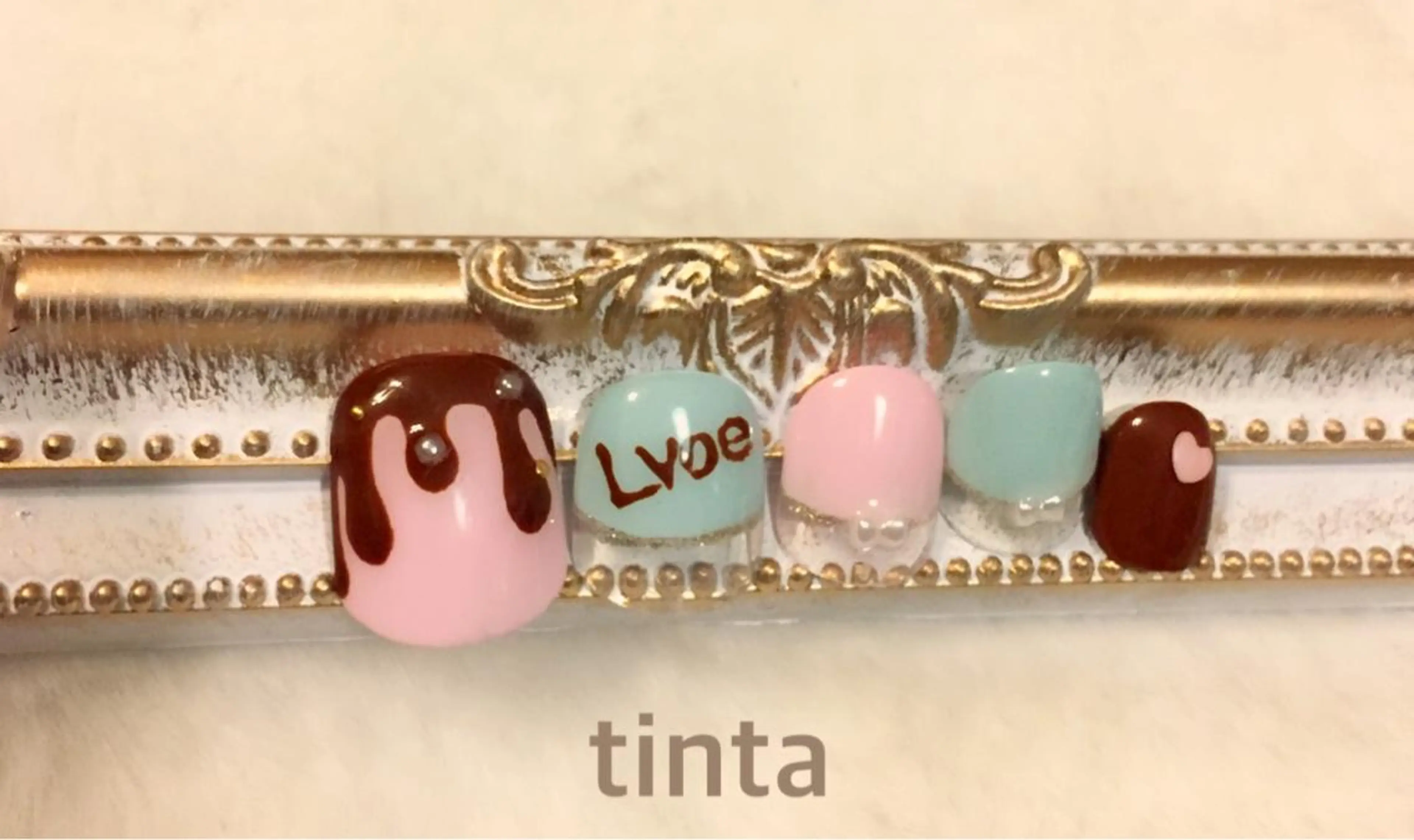 ネイル バレンタイン 馬場 典子のネイルデザイン