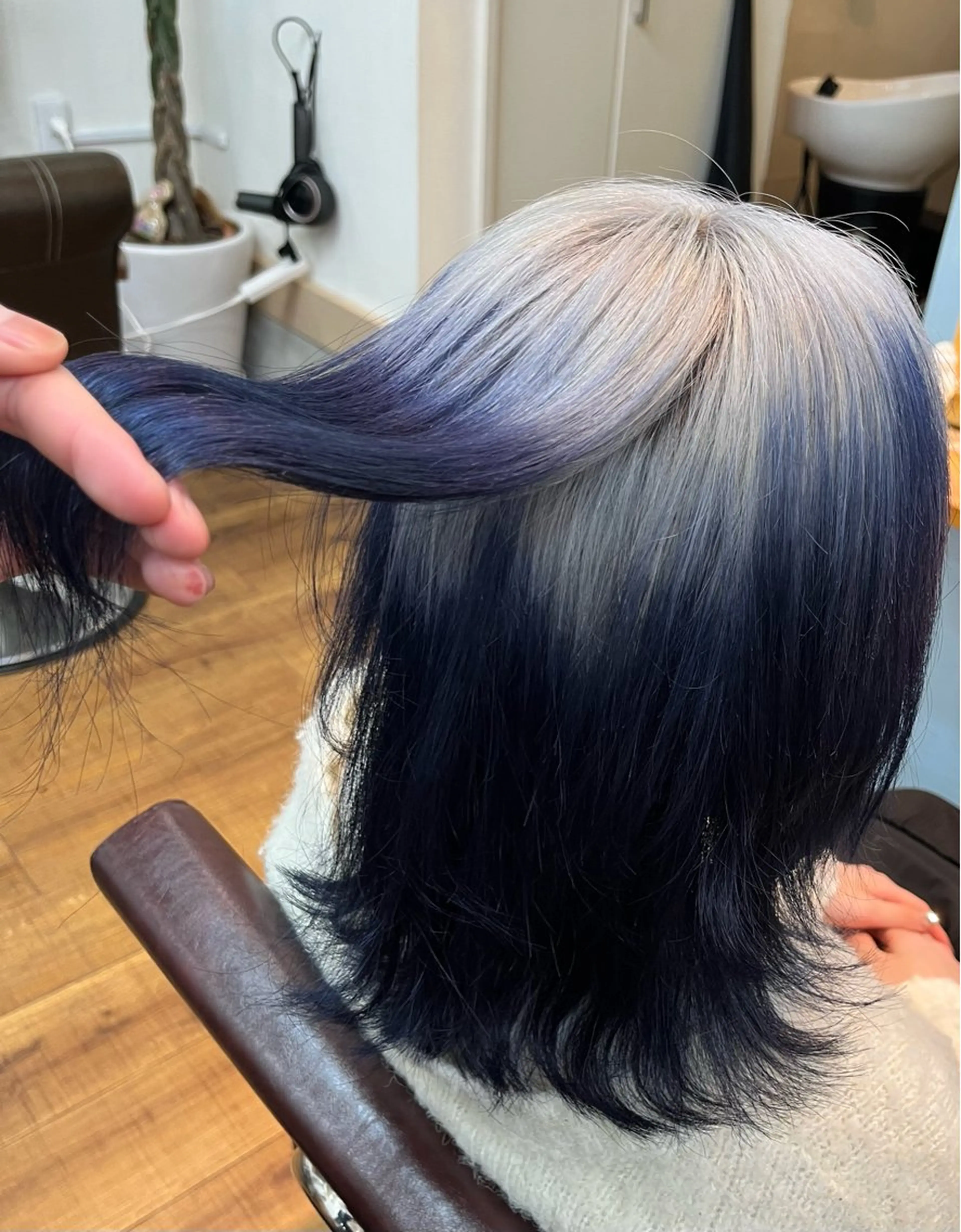 セミロング カラー ダブルカラー インナーカラー 髪質改善 ヘアカラー トリートメント 🫧ハイトーン/ ブリーチ🫧白石航汰のヘアスタイル