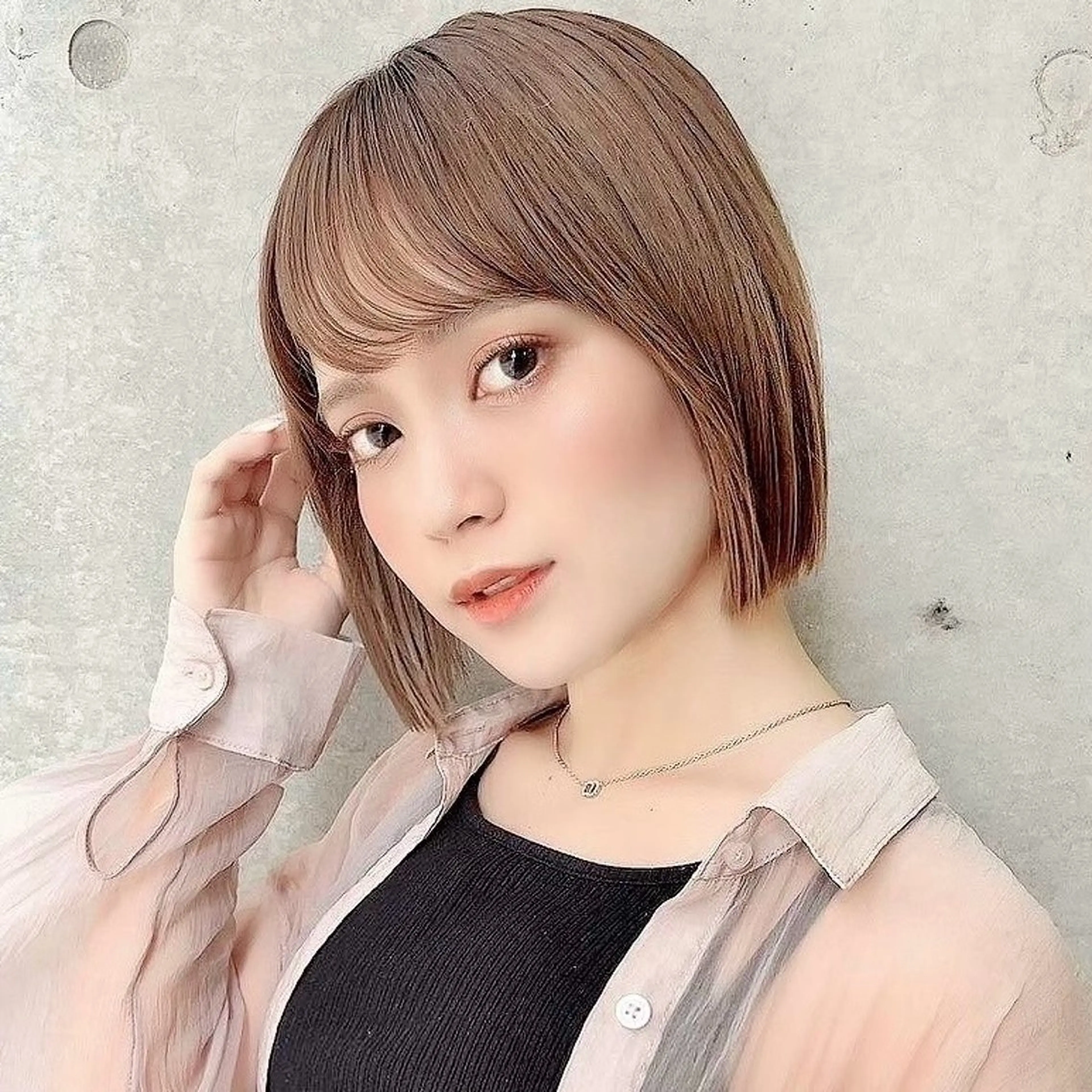 ミディアム ボブ/レイヤー/ 縮毛矯正/ 渡邊莉玖のヘアスタイル