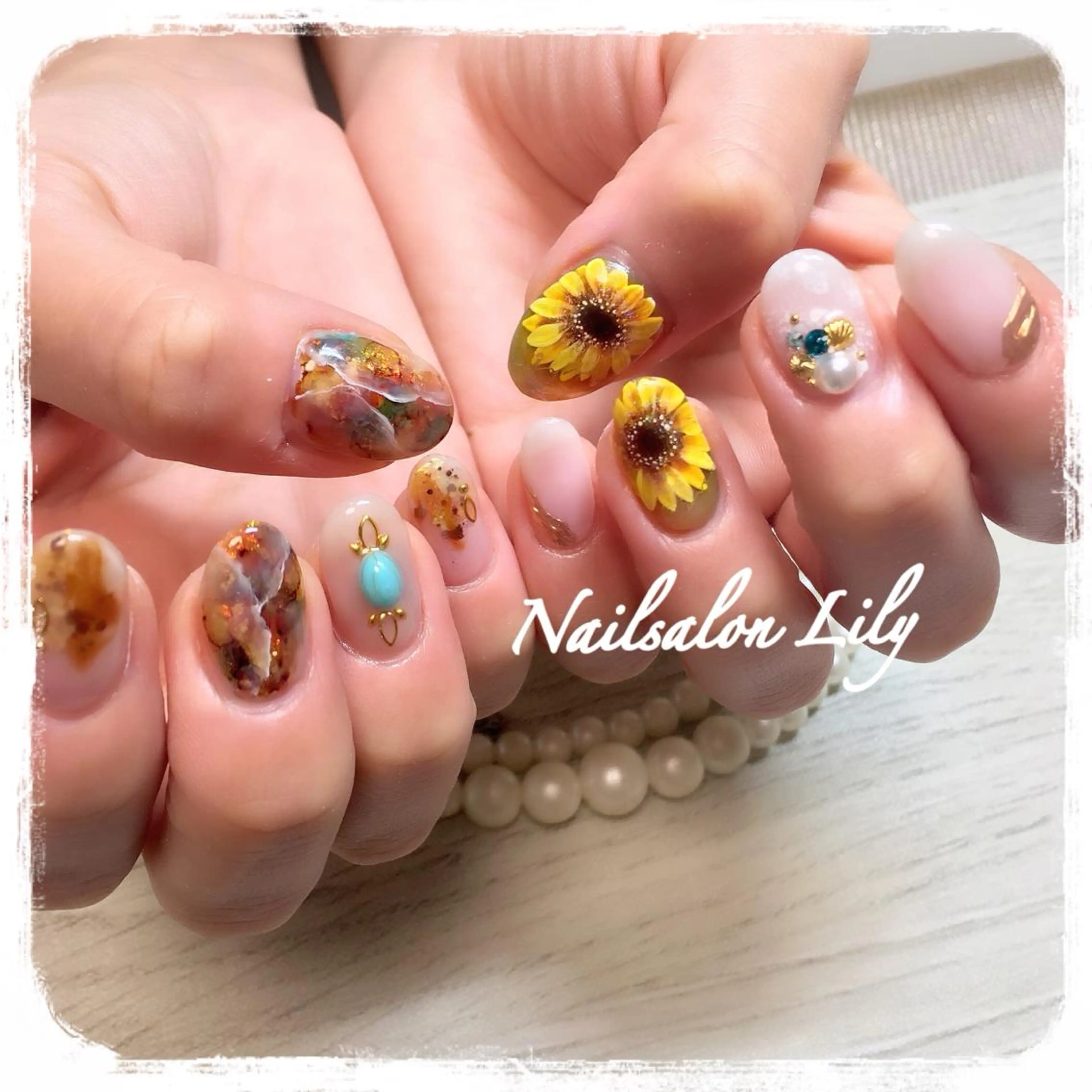 ネイル Lily*nail 🌻Mii🌻のネイルデザイン