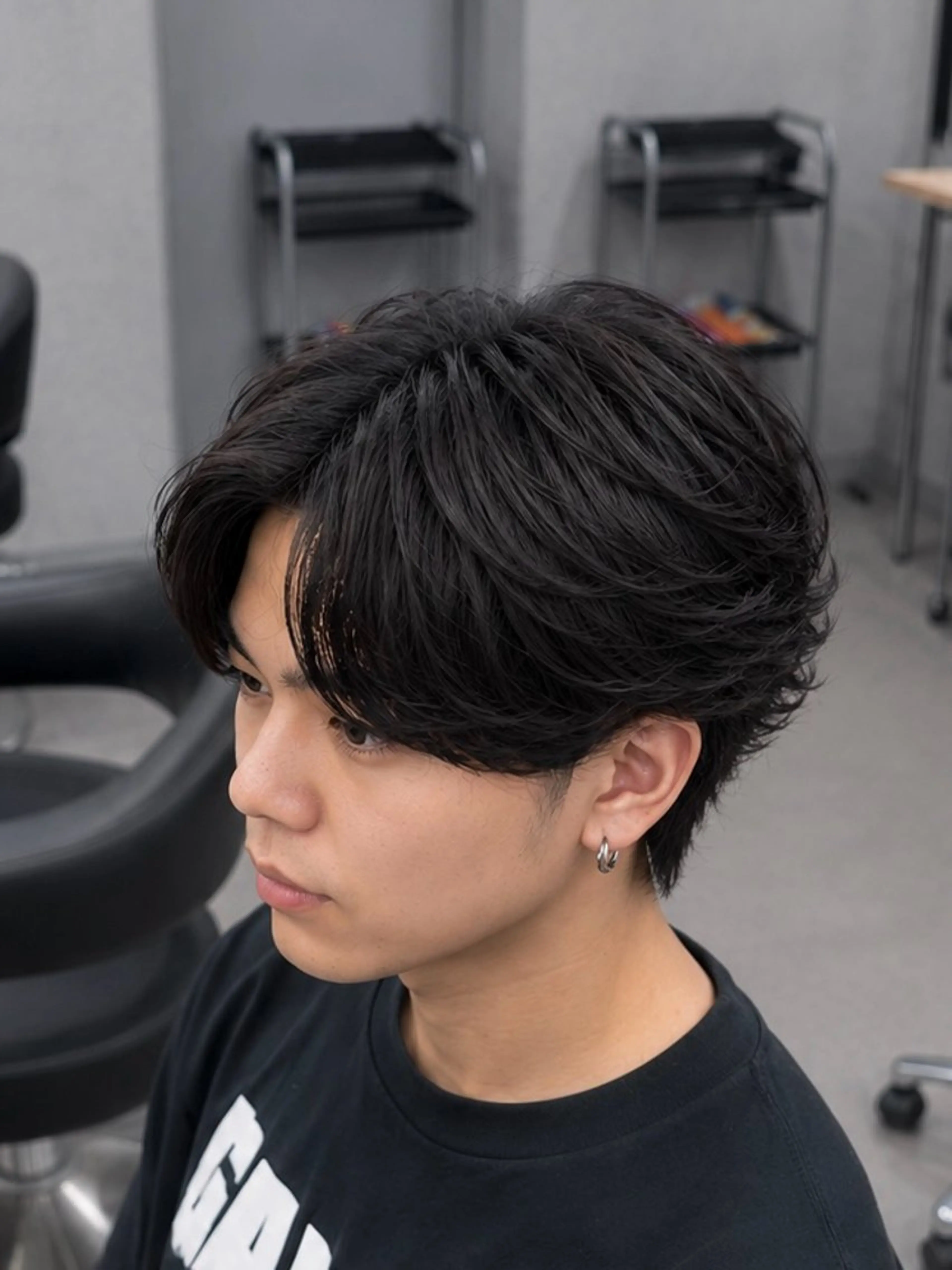ミディアム パーマ ヘアアレンジ メンズ ミディアムパーマ フェザーパーマ メンズパーマ シャドーパーマ ニュアンスパーマ カット パーマ トリートメント ヘッドスパ ヘアセット 🔥ニュアンス フェザー小林海斗🔥のヘアスタイル