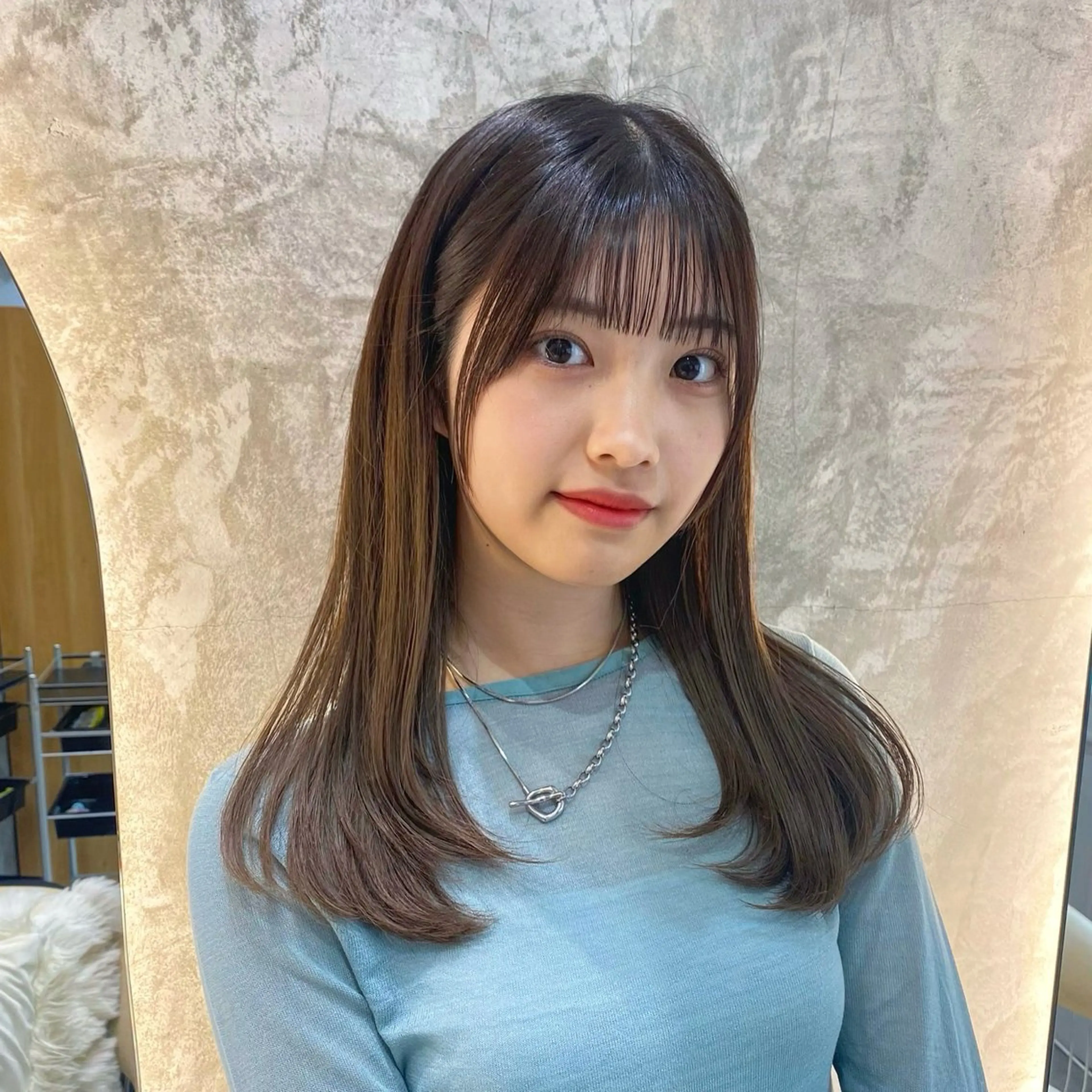 セミロング カラー レイヤーカット ローレイヤー トリートメント SHICENEケイ レイヤーカット🦋のヘアスタイル