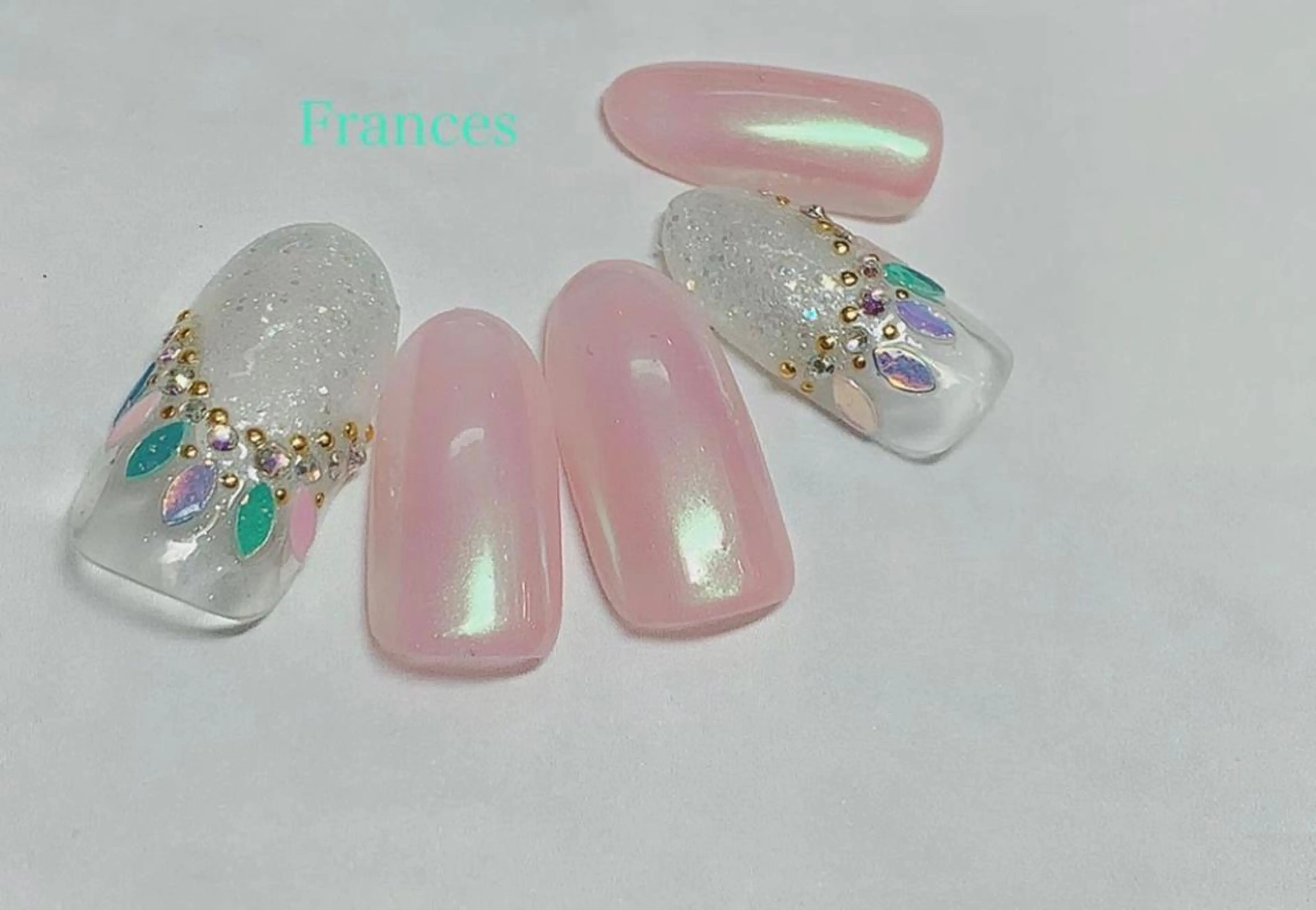 ネイル ホログラムネイル ハンドネイル Frances 今村のネイルデザイン