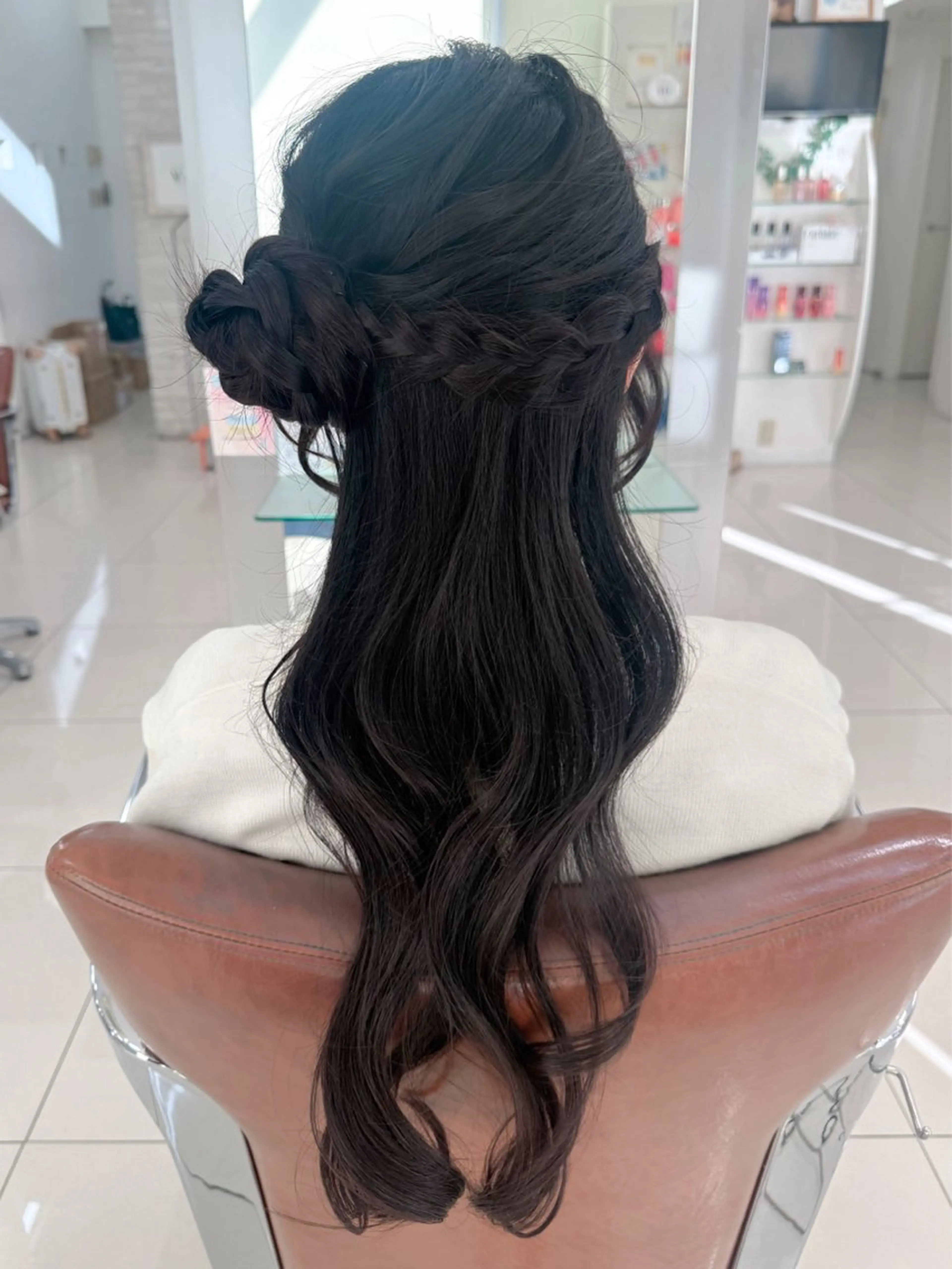 ヘアアレンジ 卒業式のヘアスタイル 暖色カラー‪🩷 アレンジ/ｱｽﾅのヘアスタイル