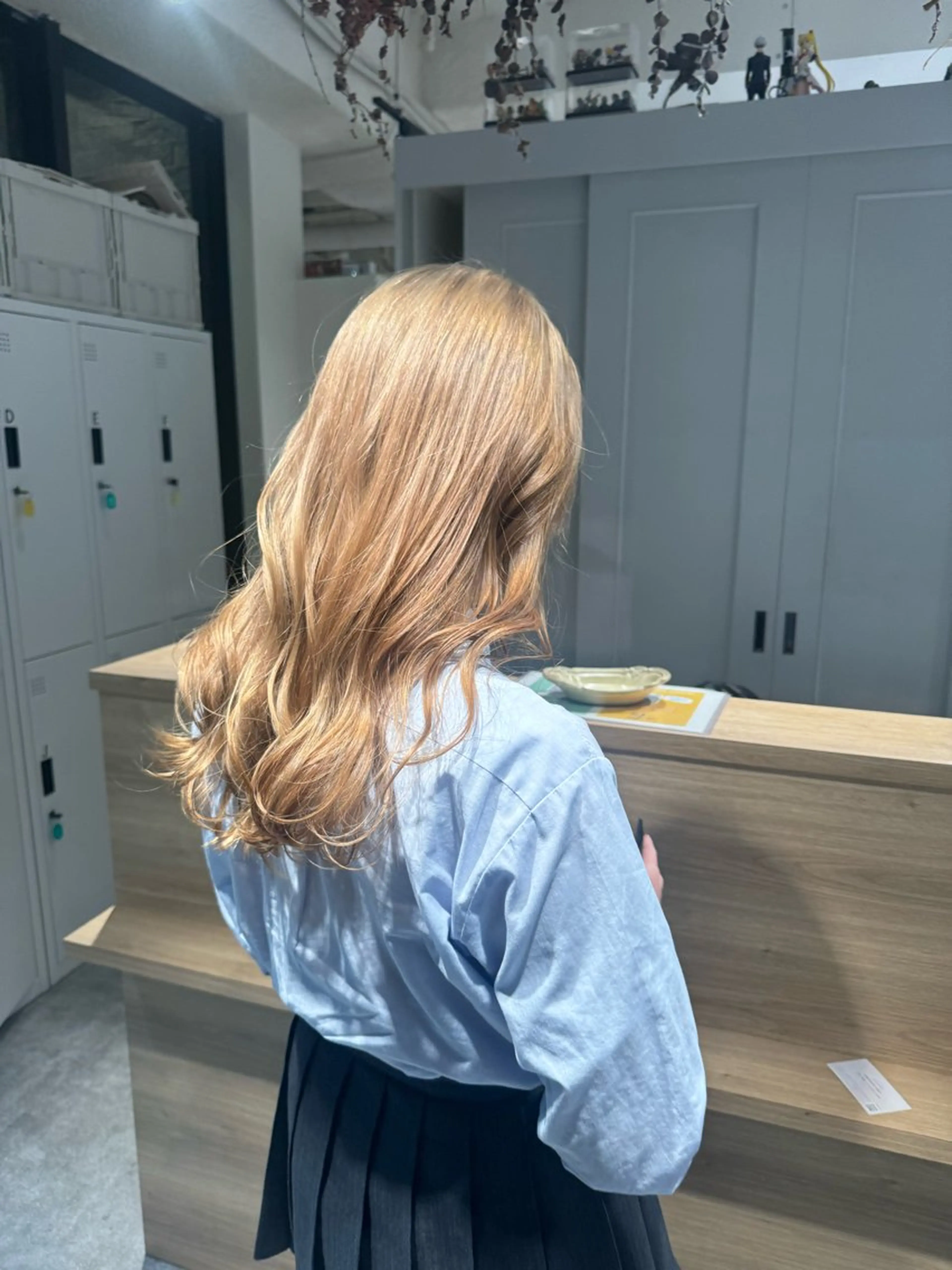 ロング カラー ブリーチ ブロンド カット ヘアカラー オスズ 🎀´-のヘアスタイル