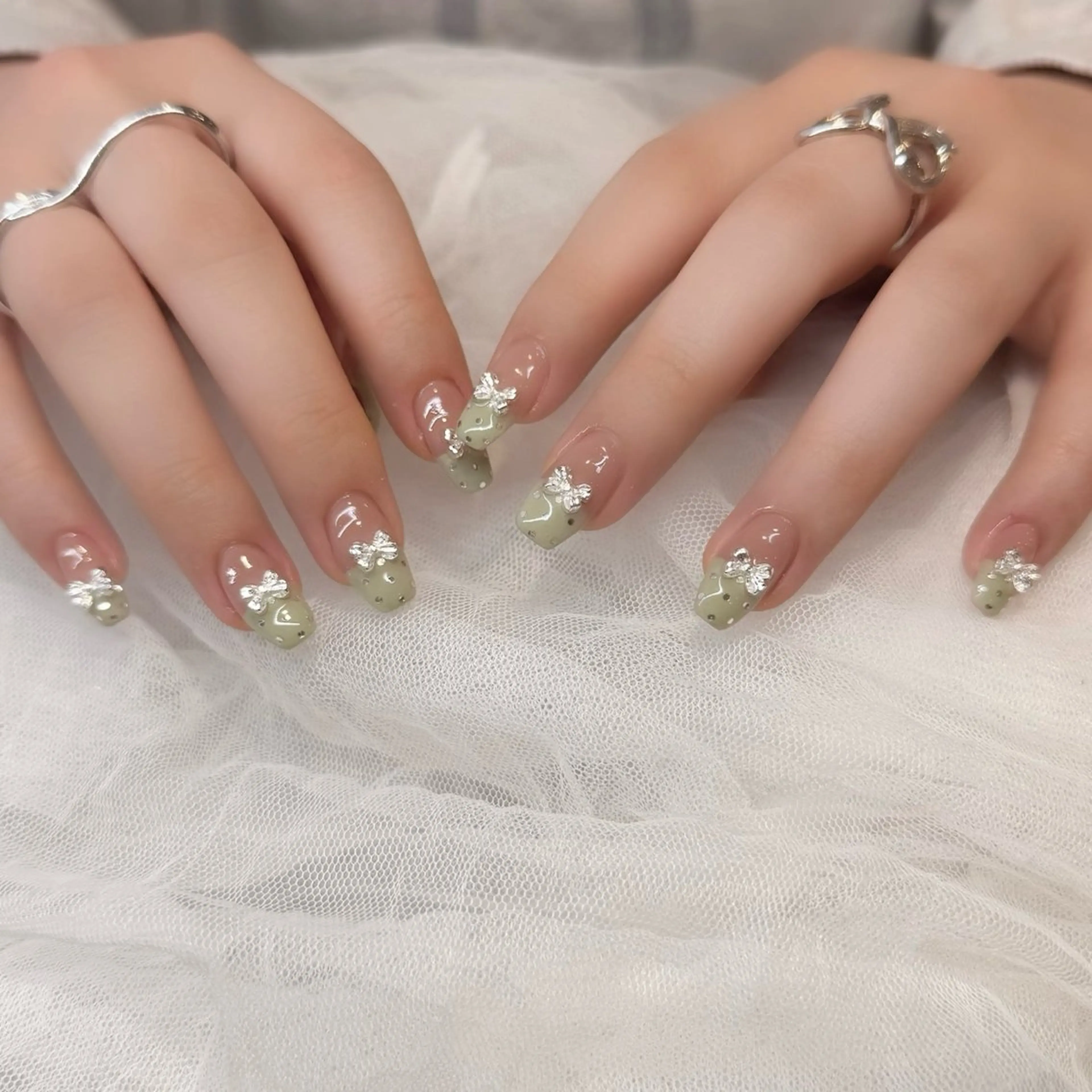 ネイル ハンドネイル 新井 ひなののネイルデザイン