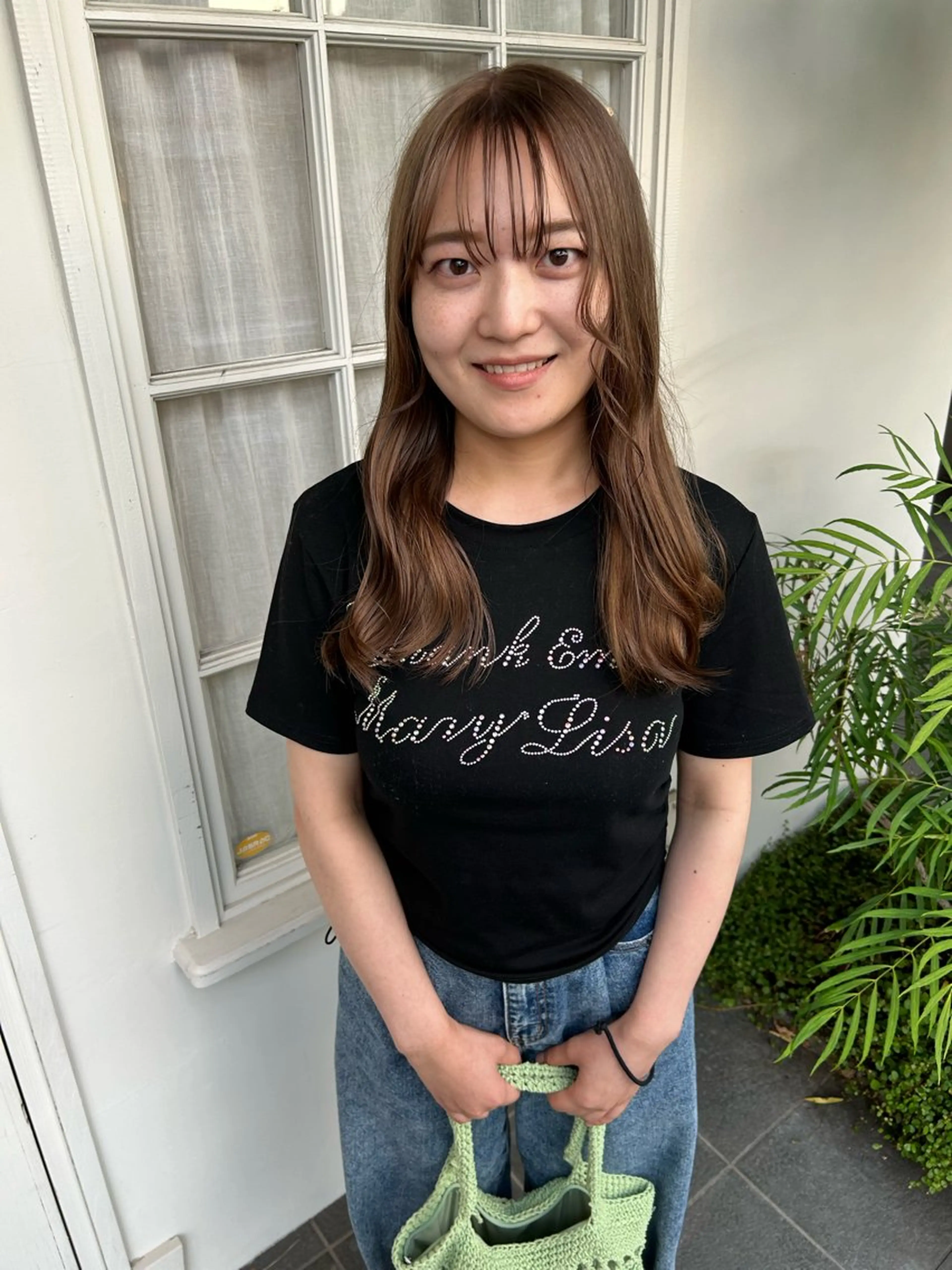 カラー AGREE Momokaのヘアスタイル