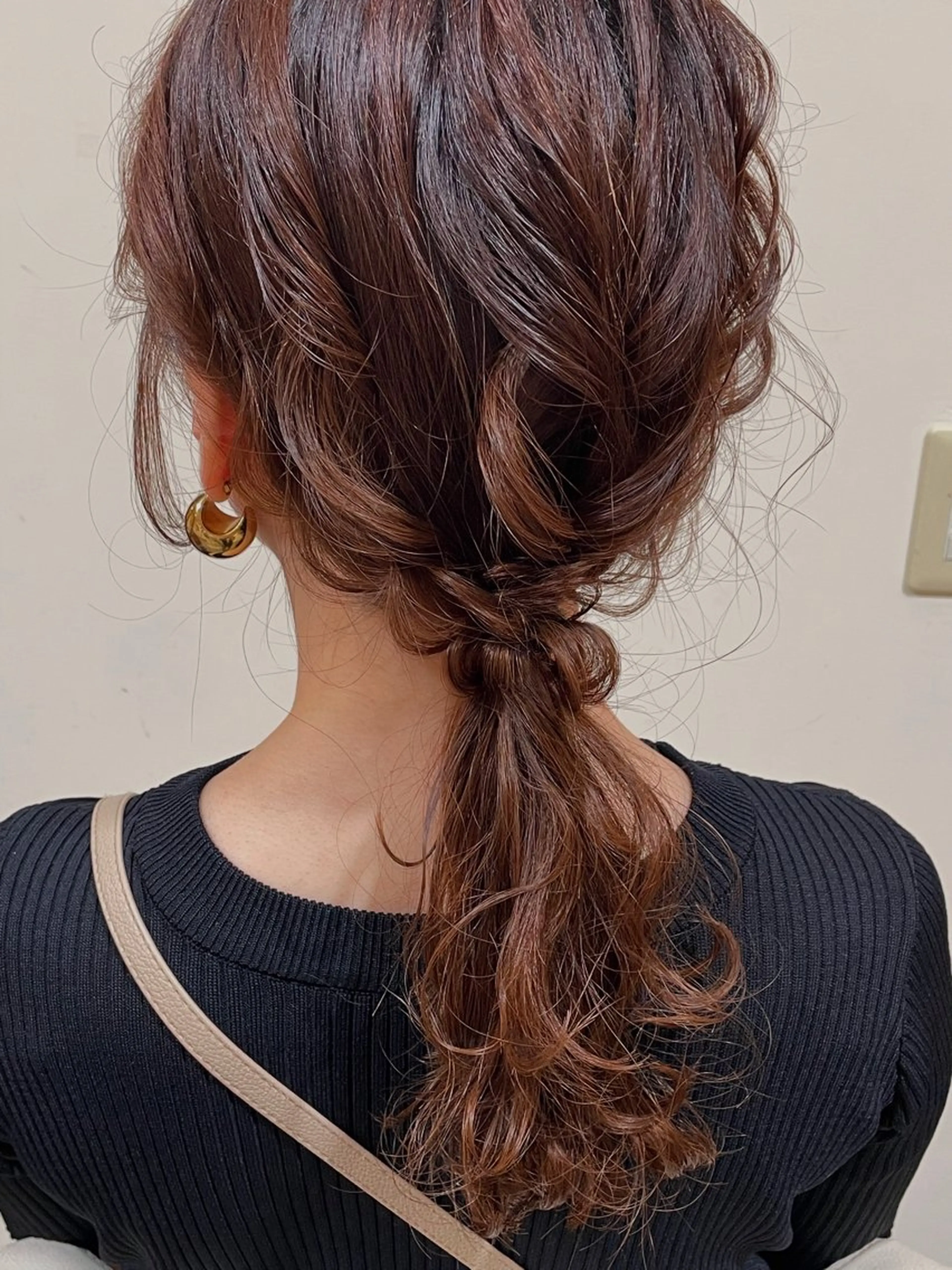 ヘアアレンジ 色落ちまで可愛い🩷 透明感🩵安江理緒のヘアスタイル