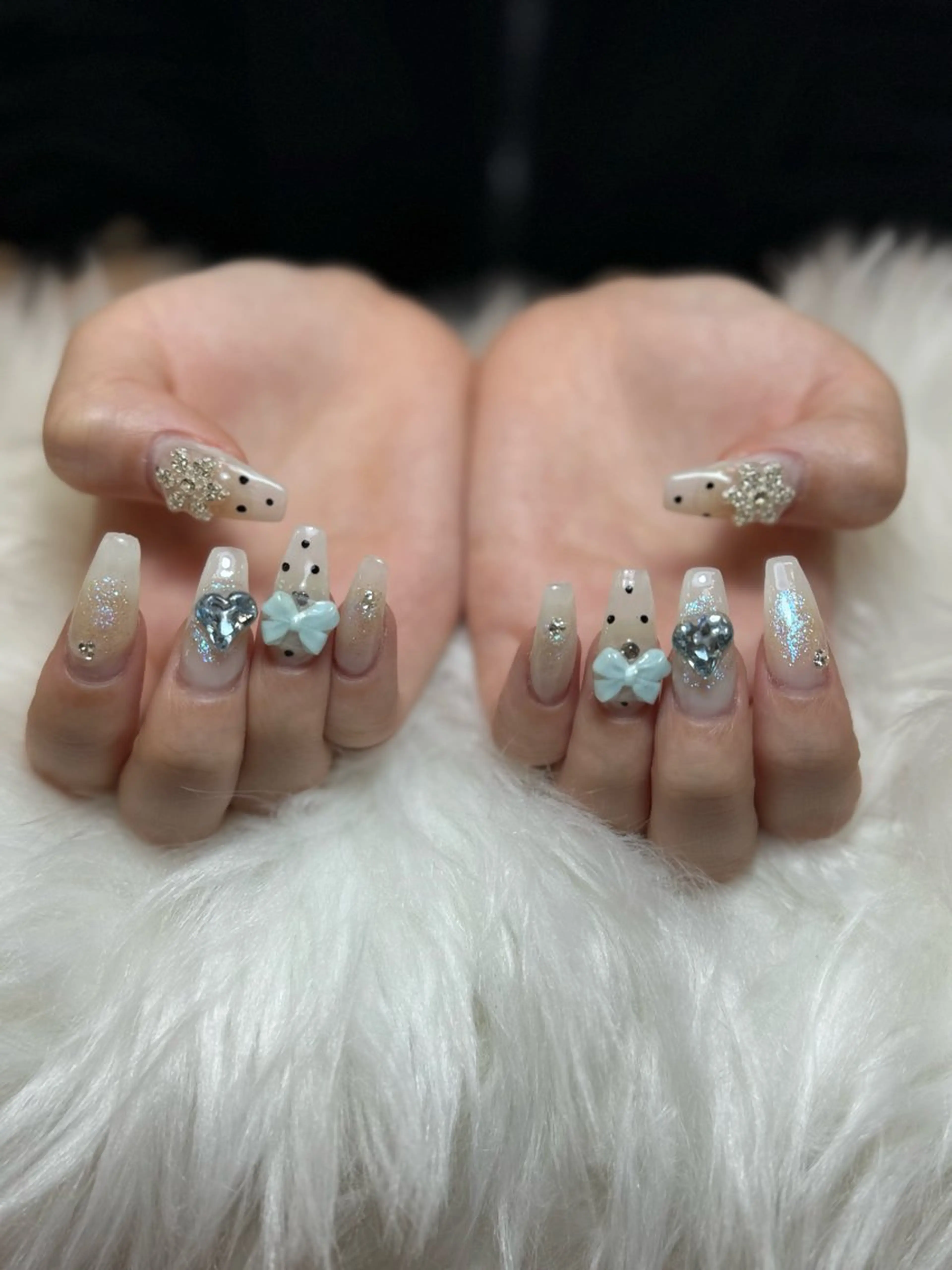 ネイル アートネイル オーロラネイル チークネイル 長さ出し フットネイル Happy Nailのネイルデザイン