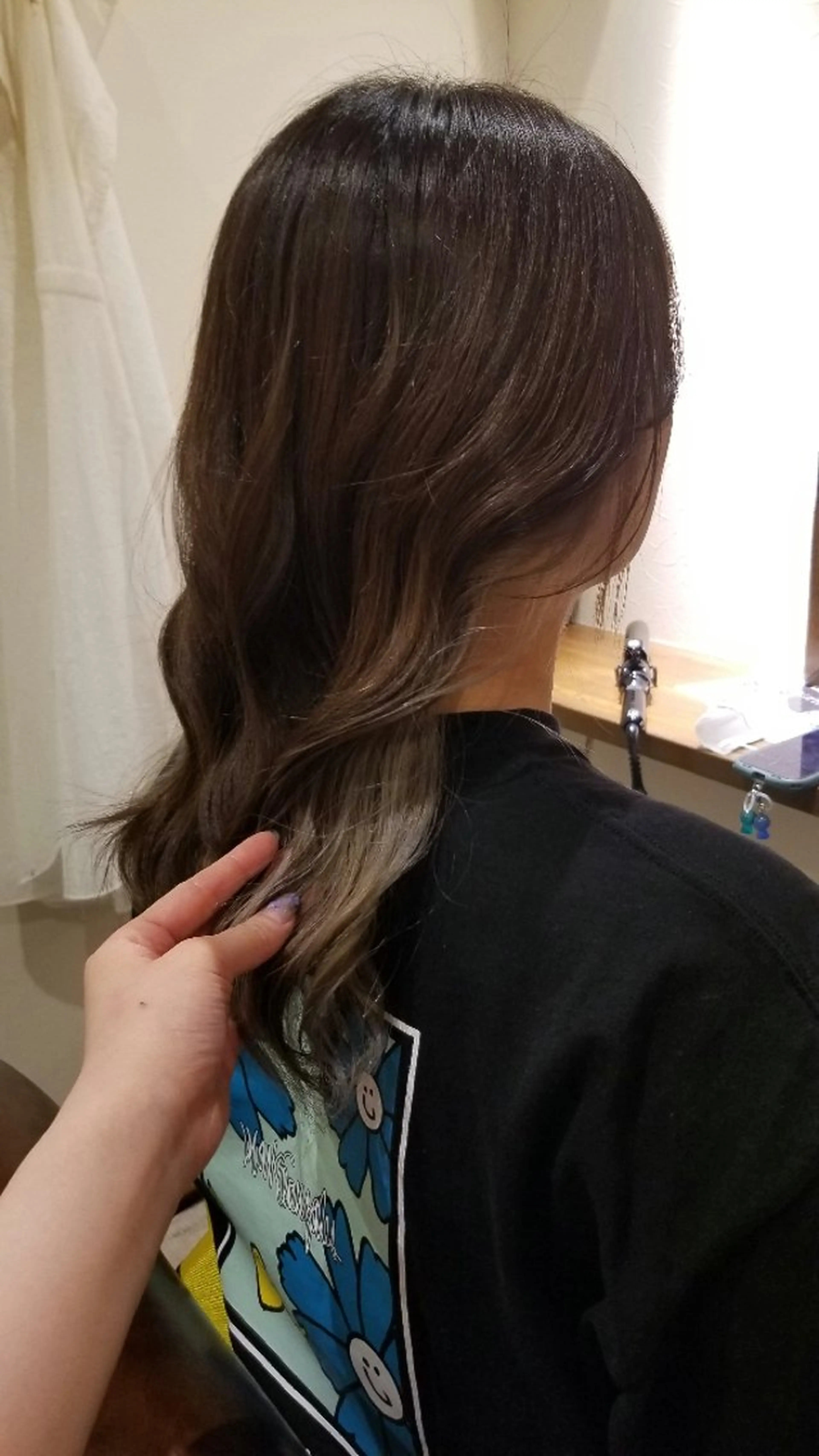 セミロング チョコレートブラウン ヘアカラー 松江  幸世のヘアスタイル