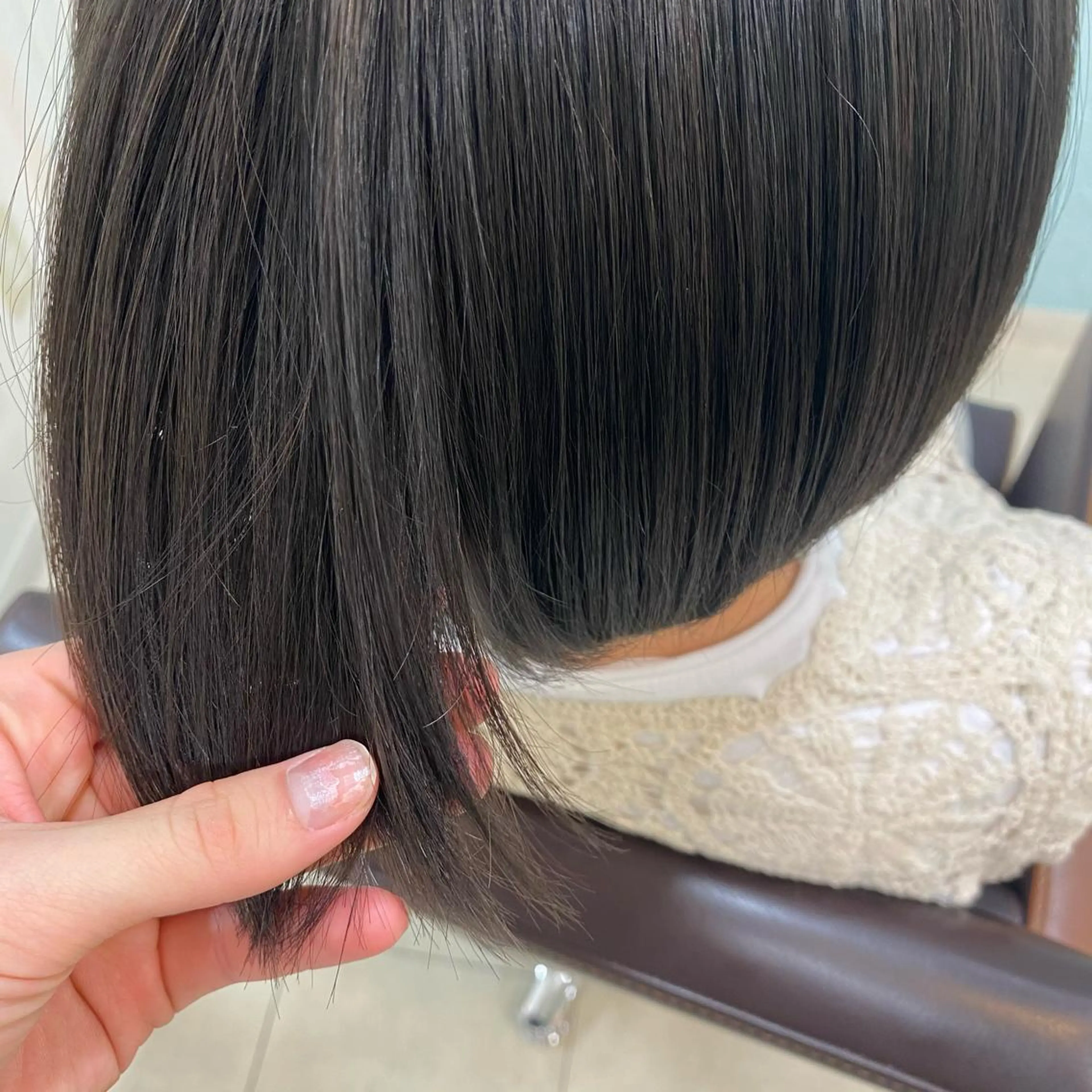 ショート カラー ブルーカラー ブルージュ グレージュ 菜 摘のヘアスタイル