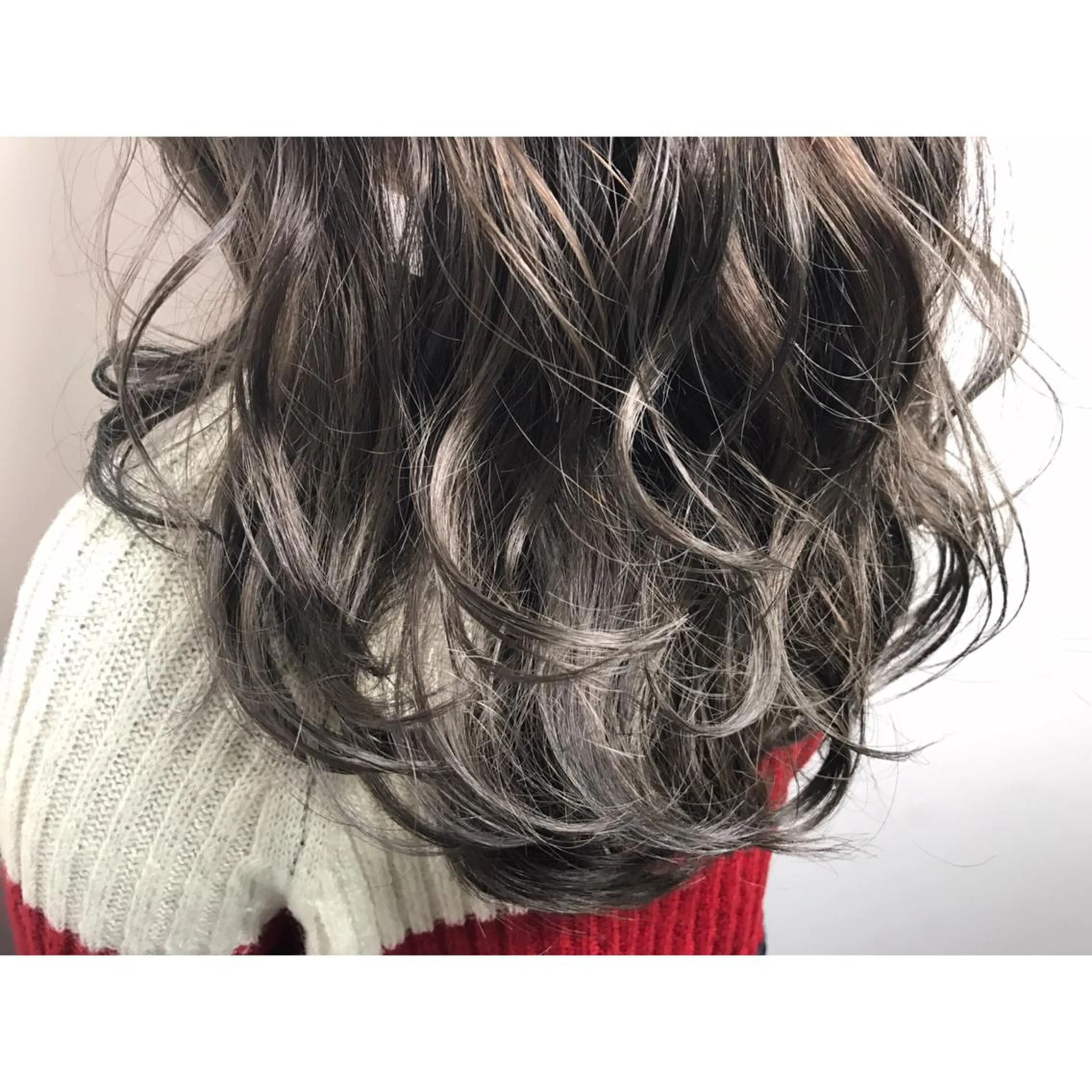 ロング カラー パーマ ショート/レイヤー なら石井知希のヘアスタイル