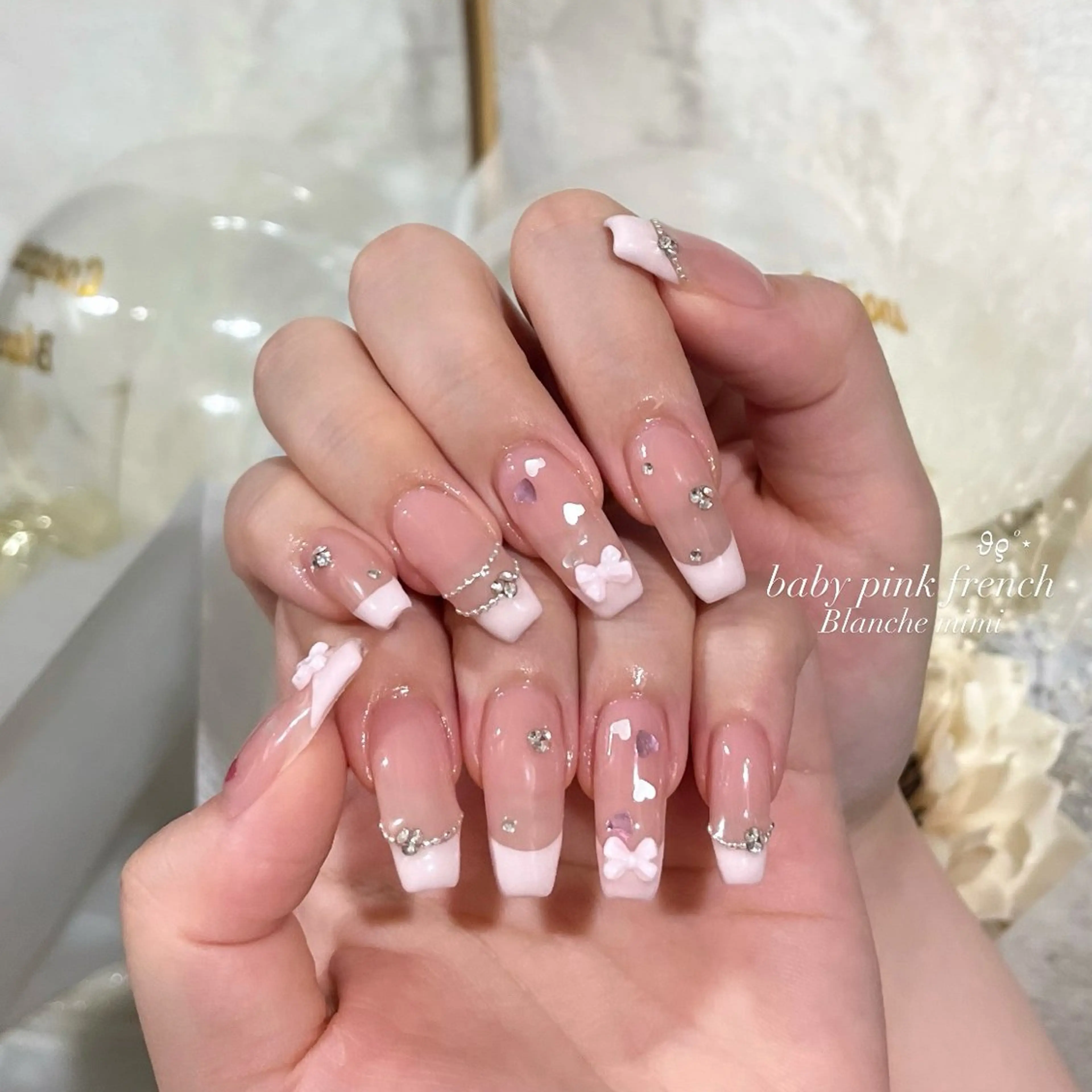 ネイル ハンドネイル Blanche mimi.u_aのネイルデザイン