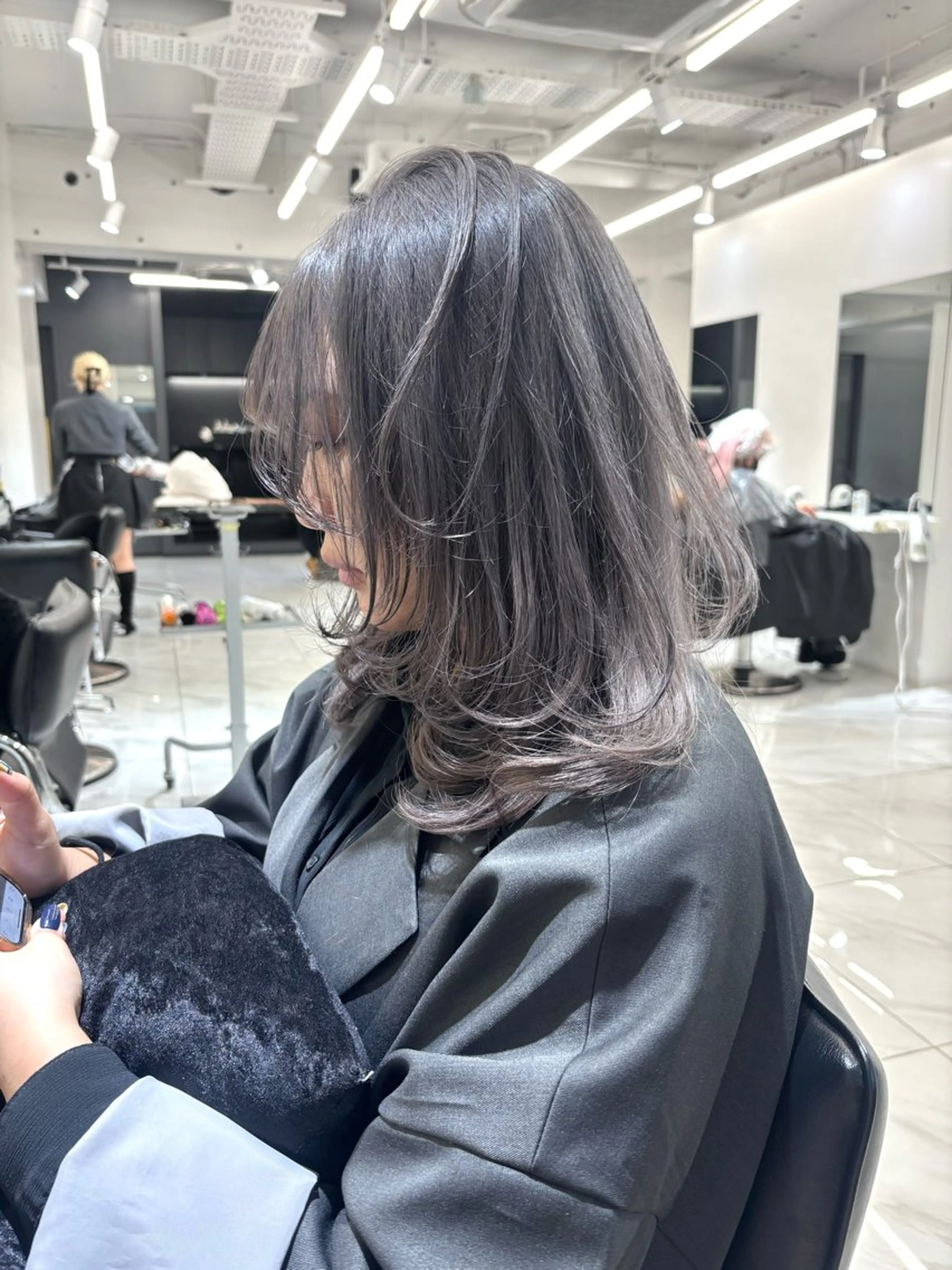 ミディアム カラー グレージュ レイヤーカット 🩶大人韓国ヘア 渋谷/Satsukiのヘアスタイル