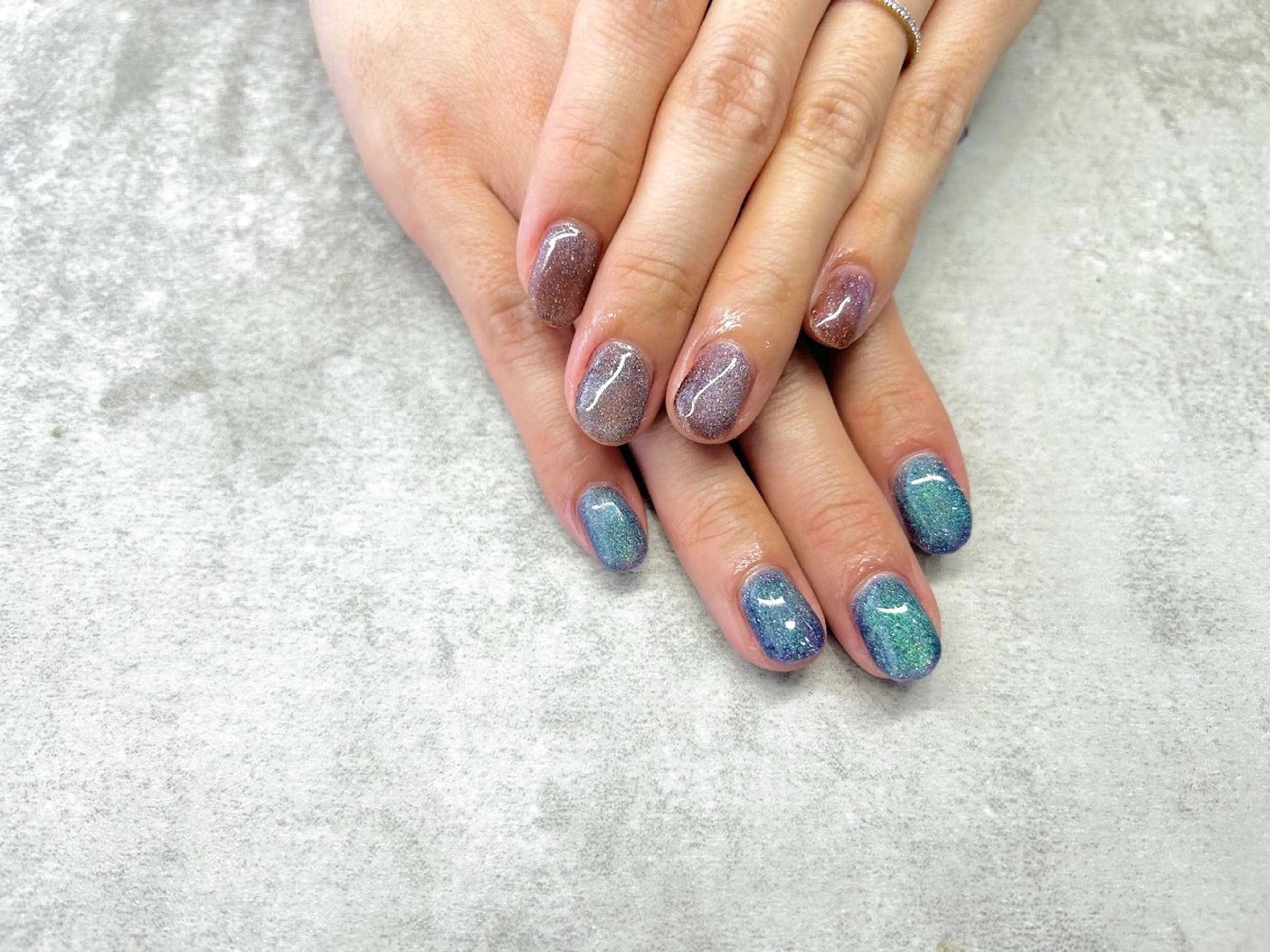 ネイル マグネットネイル マグネットワンカラー ワンカラーネイル Sara+所属・sara +のネイルデザイン