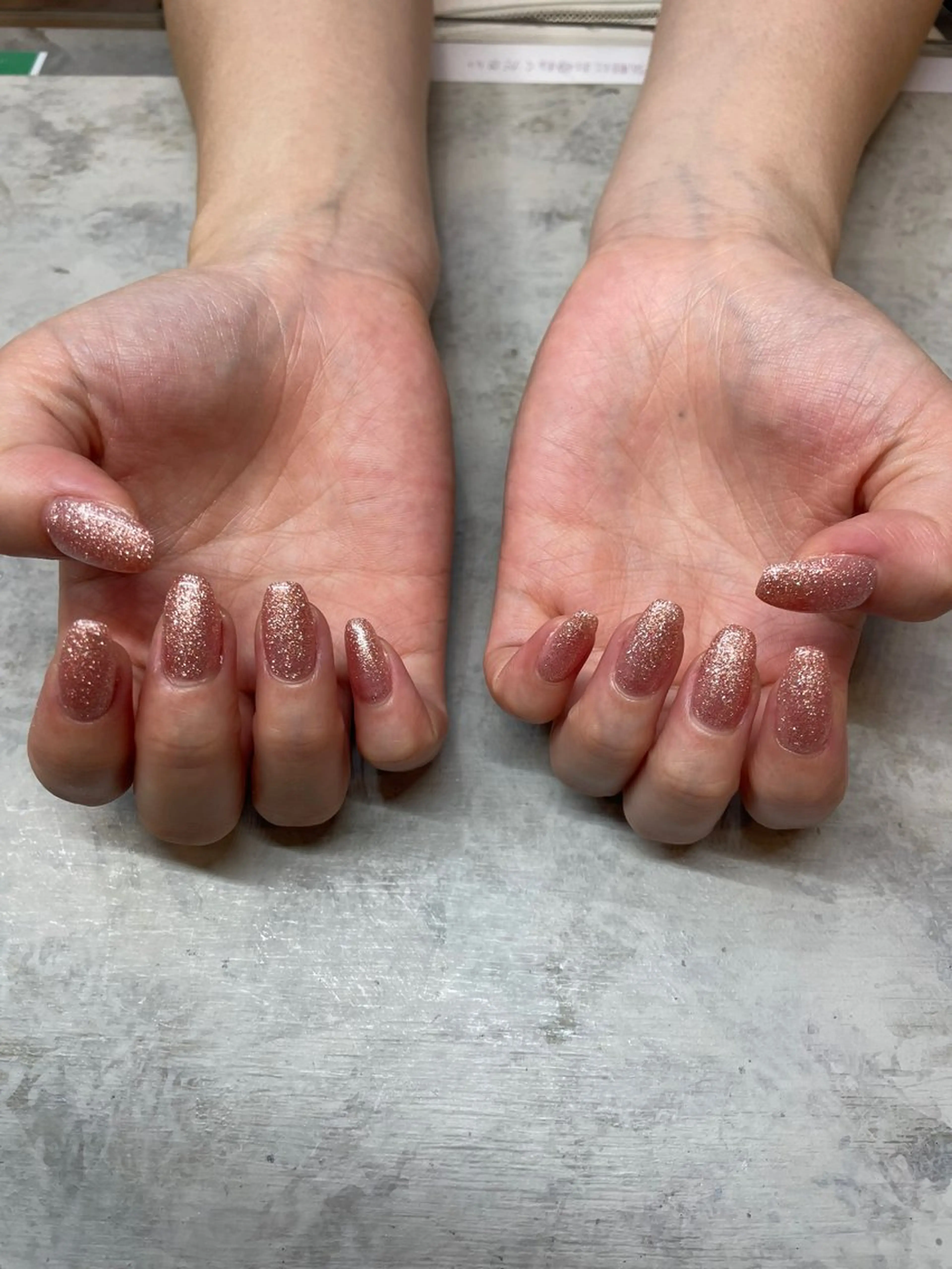 ネイル ラメ(グリッター) ワンカラーネイル ハンドネイル シンプリーワン 渋谷店🪄MOENAのネイルデザイン