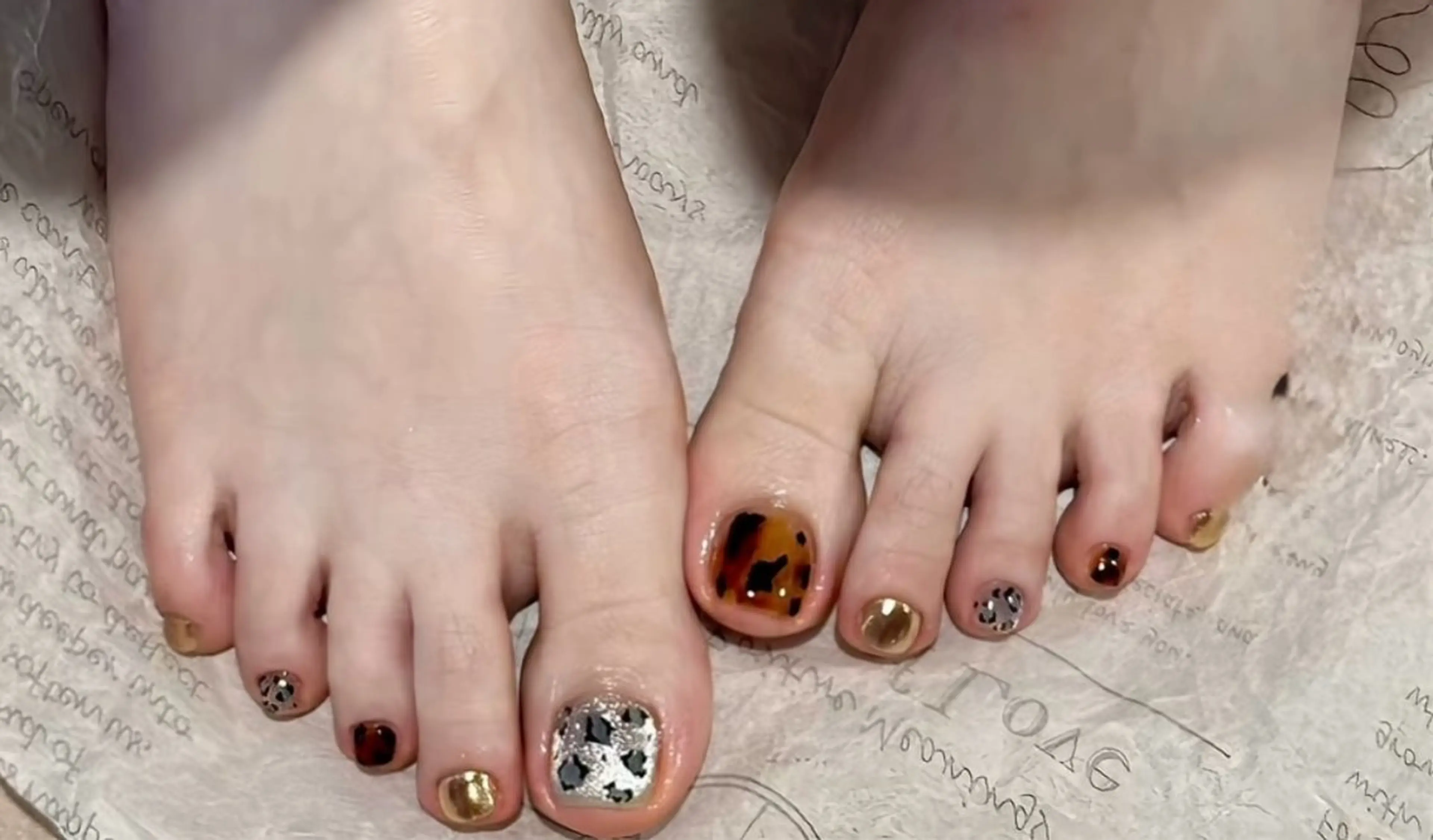 ネイル フットネイル マッサージサロン AKIのネイルデザイン