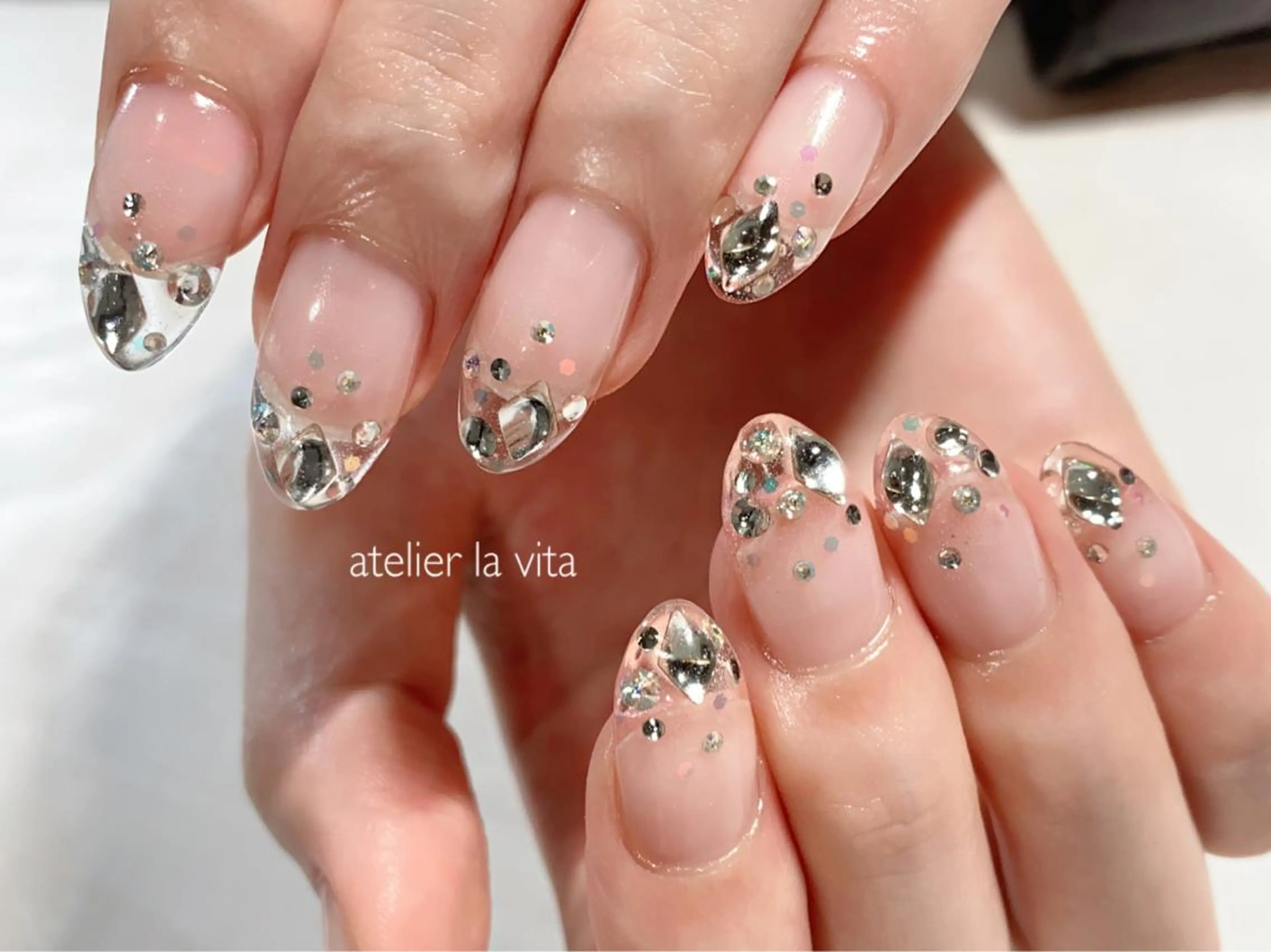 ネイル クリアネイル スカルプネイル ストーンネイル ハンドネイル lavita. mimuraのネイルデザイン