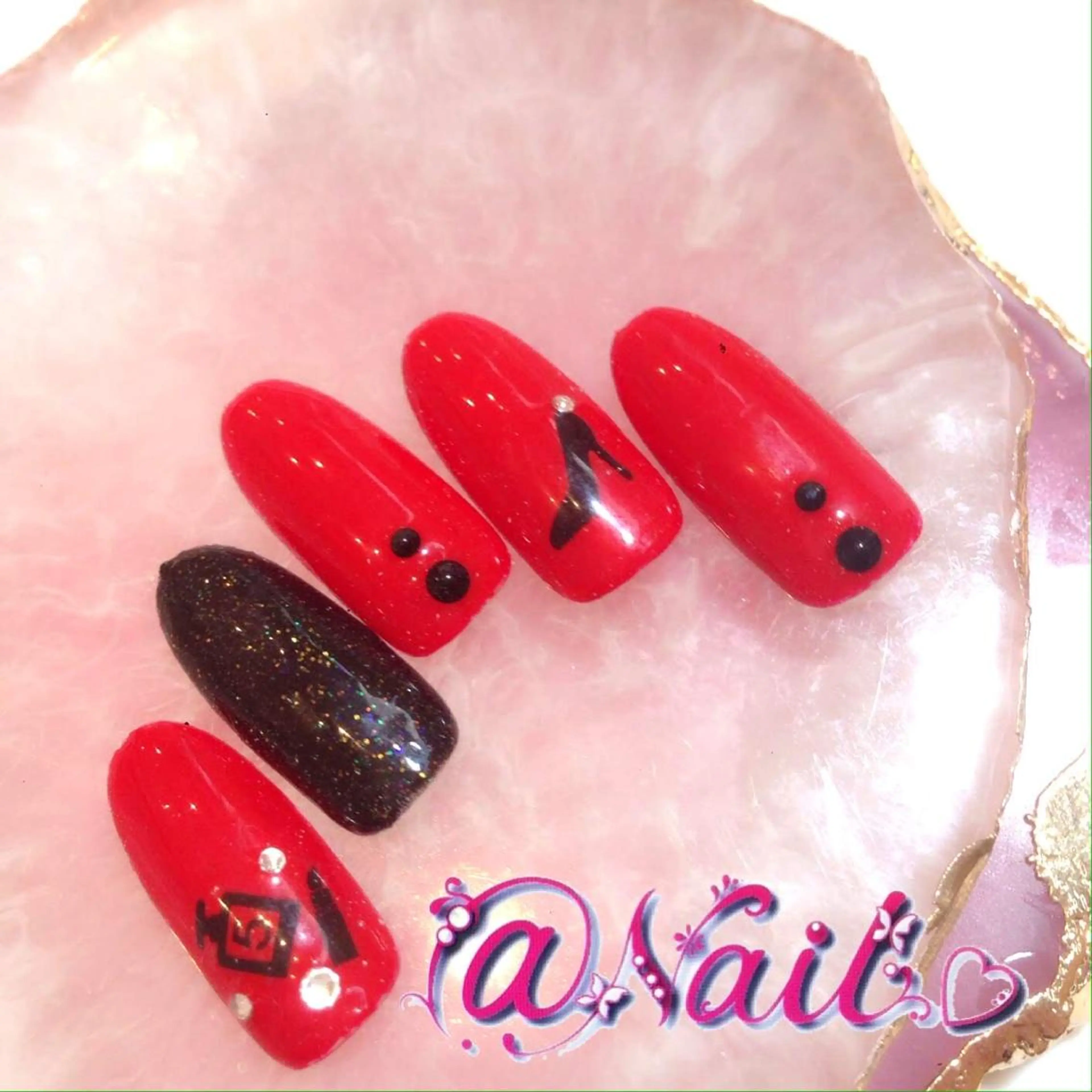 ネイル ネイルチップ 小尾 栞のネイルデザイン