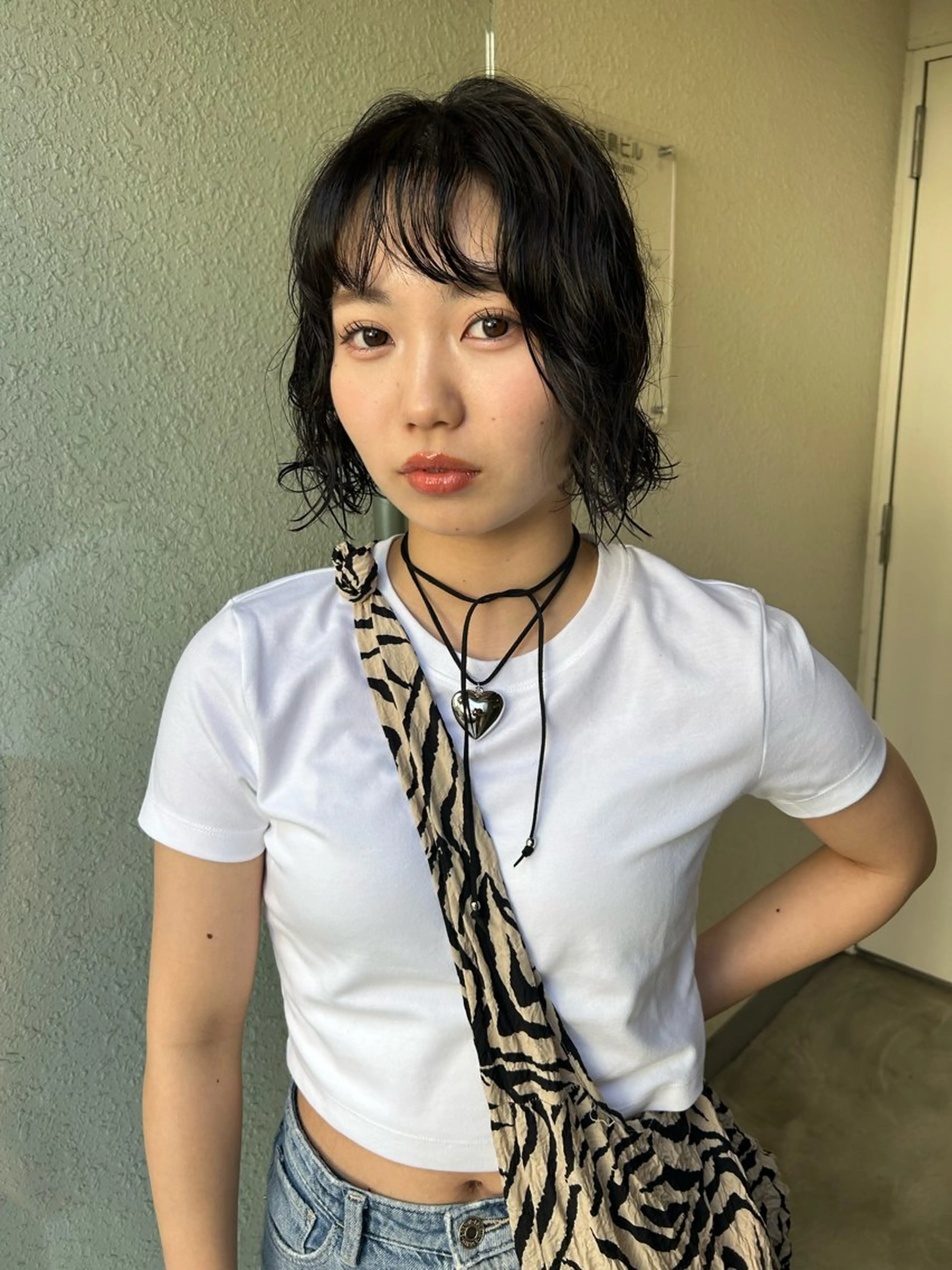 ミディアム ミディアムパーマ ボブ 薄暮 マツイ　レンのヘアスタイル