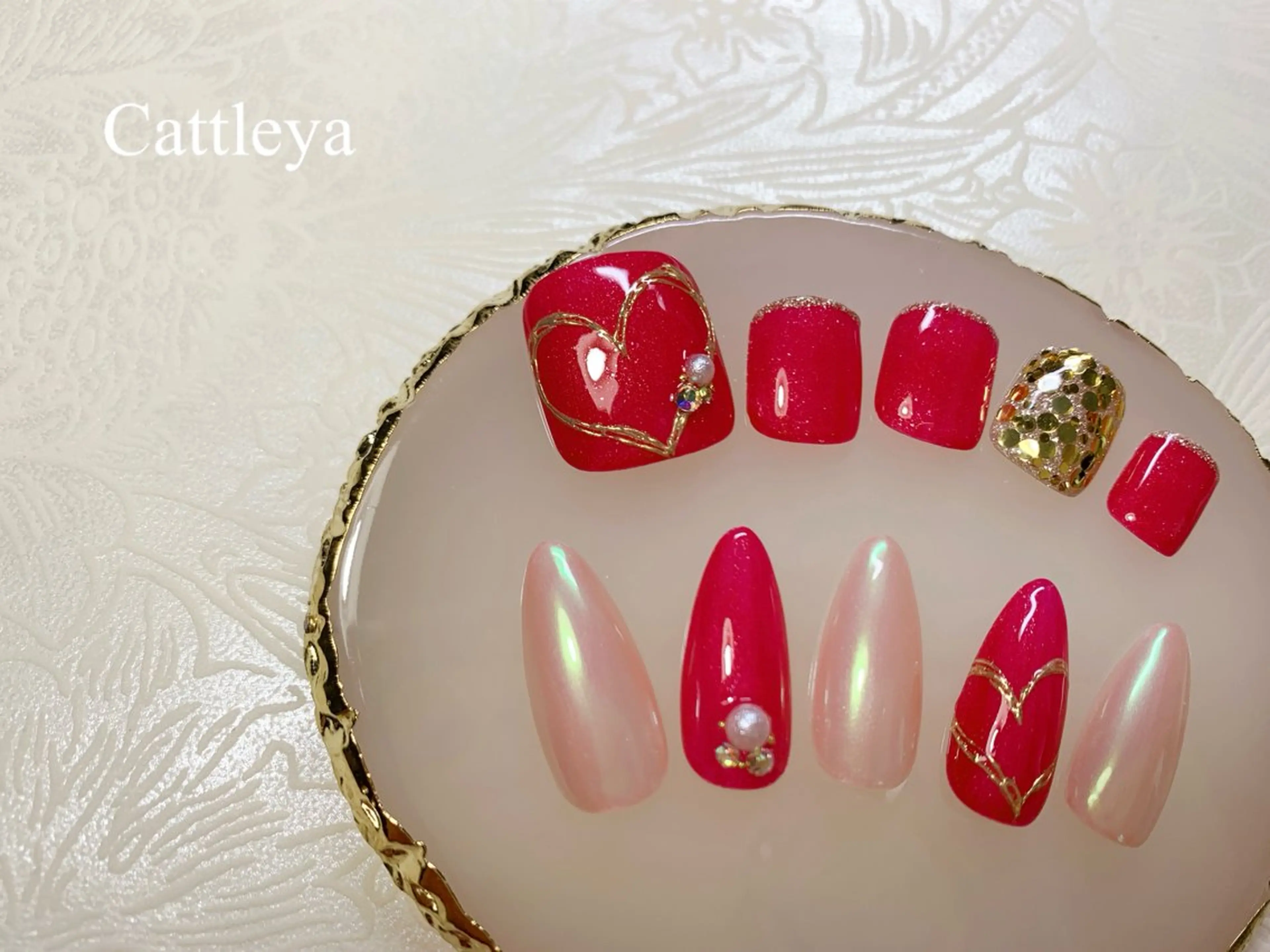 ネイル オーロラネイル フットネイル ハート バレンタイン Cattleya カトレアのネイルデザイン