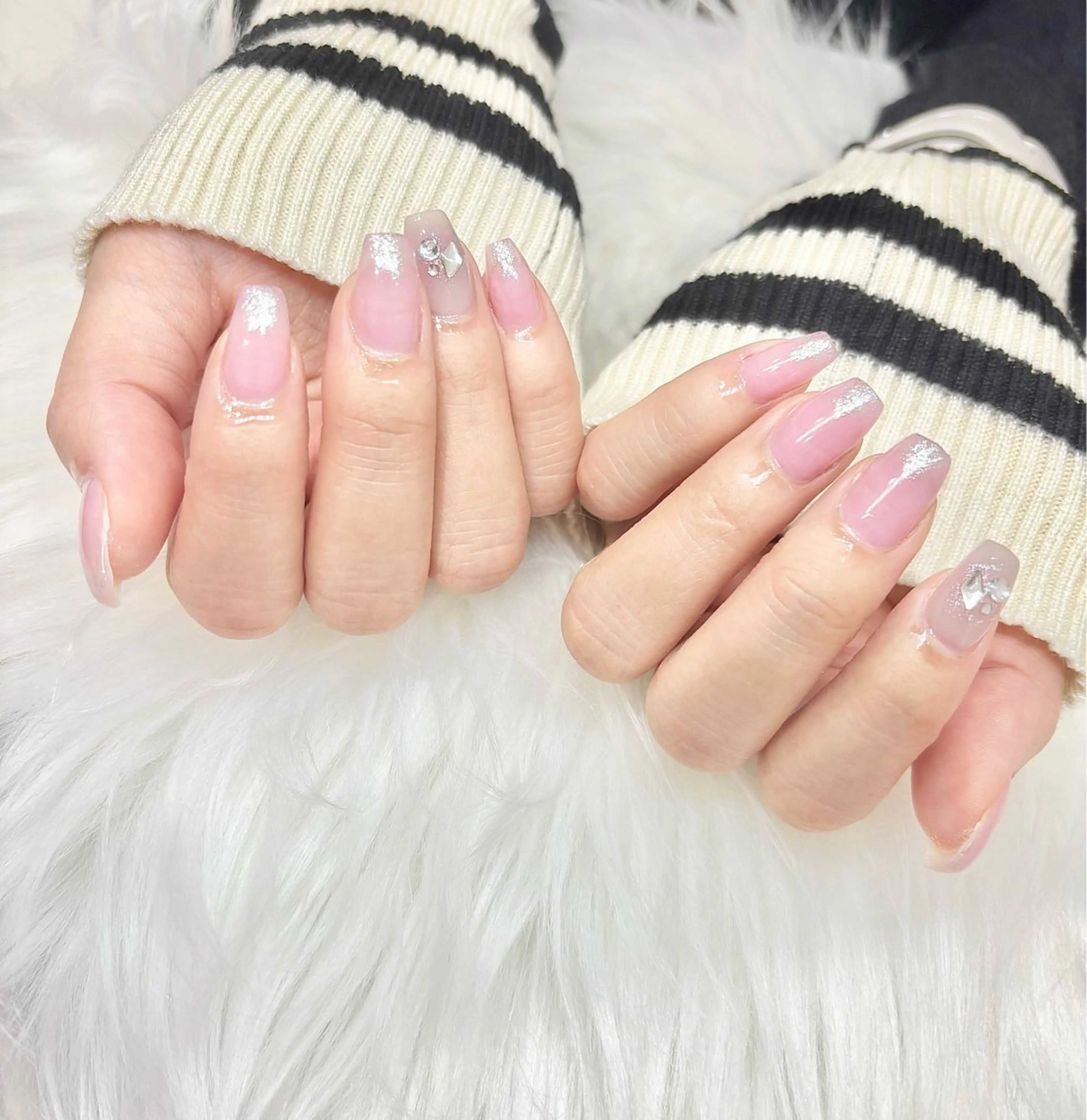 ネイル アートネイル フレンチネイル キラキラネイル 韓国ネイル マグネットネイル VOXJAPAN CHIYURIのネイルデザイン