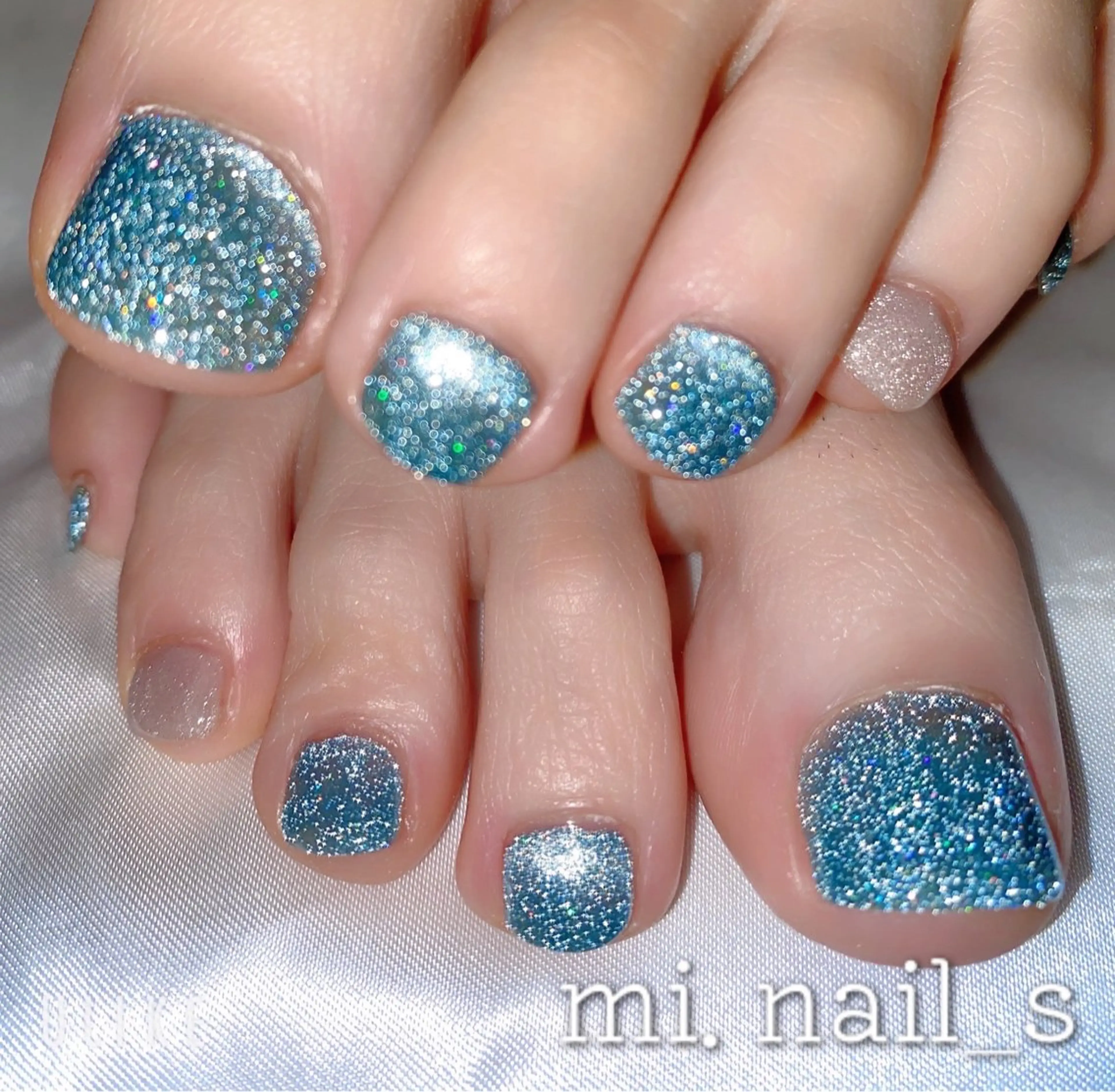 フットネイル マグネットorフラッシュラメ《2色まで》の写真