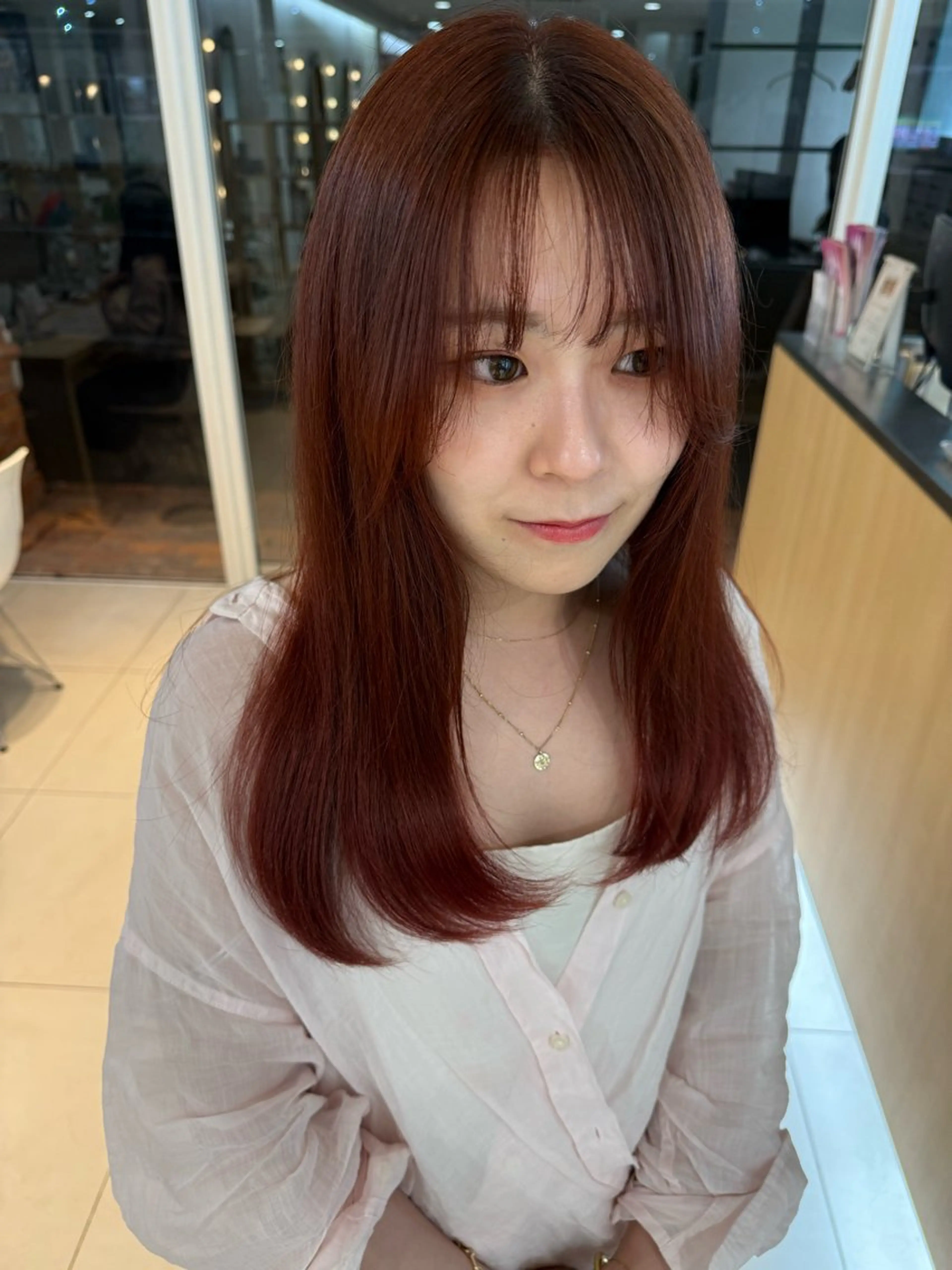 ロング カラー ブラウンカラー ピンクカラー ピンクブラウン カット ヘアカラー ツチダ ヒナのヘアスタイル