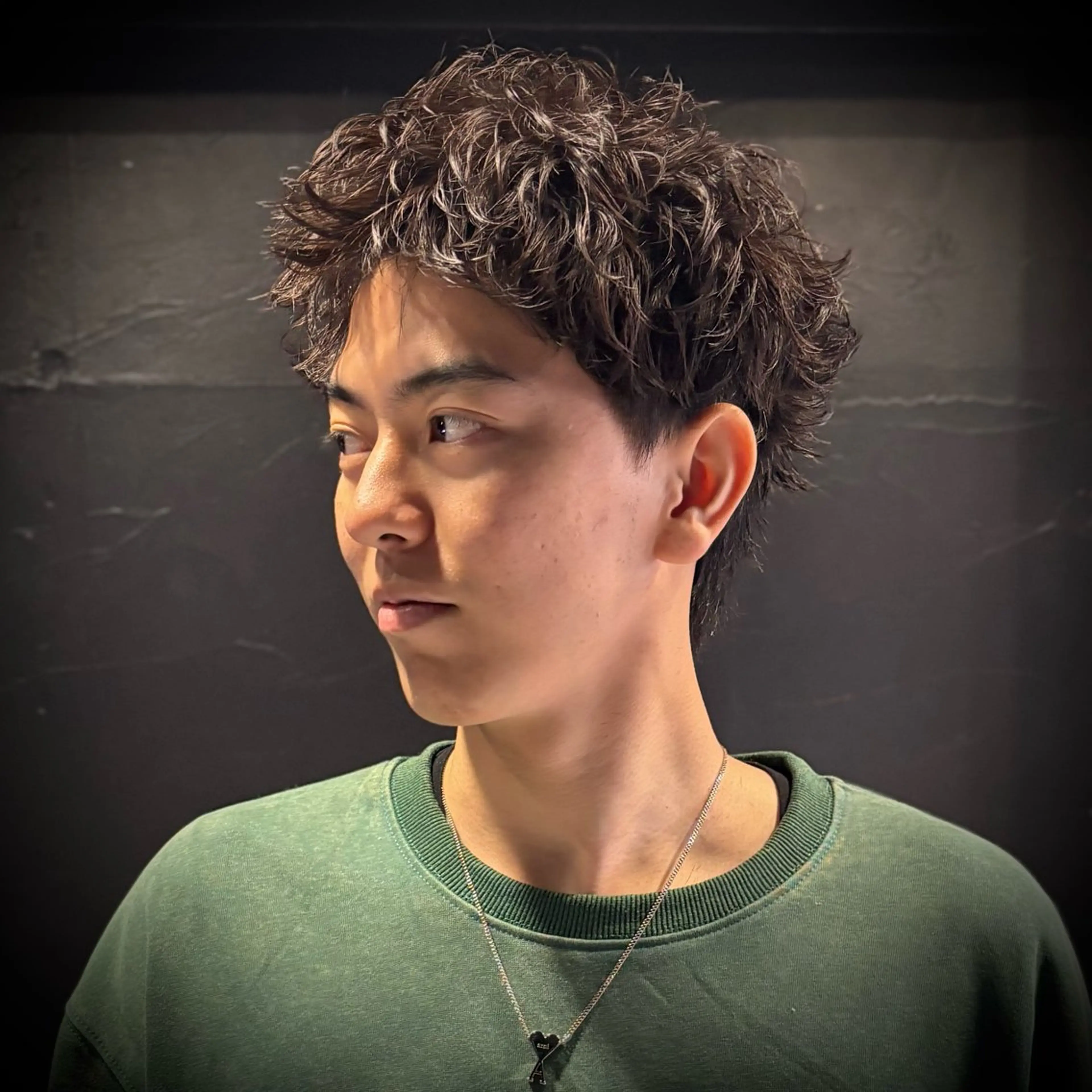 ショート パーマ メンズ カット パーマ スパイキーショート 心斎橋【戸兵吏駒】のヘアスタイル