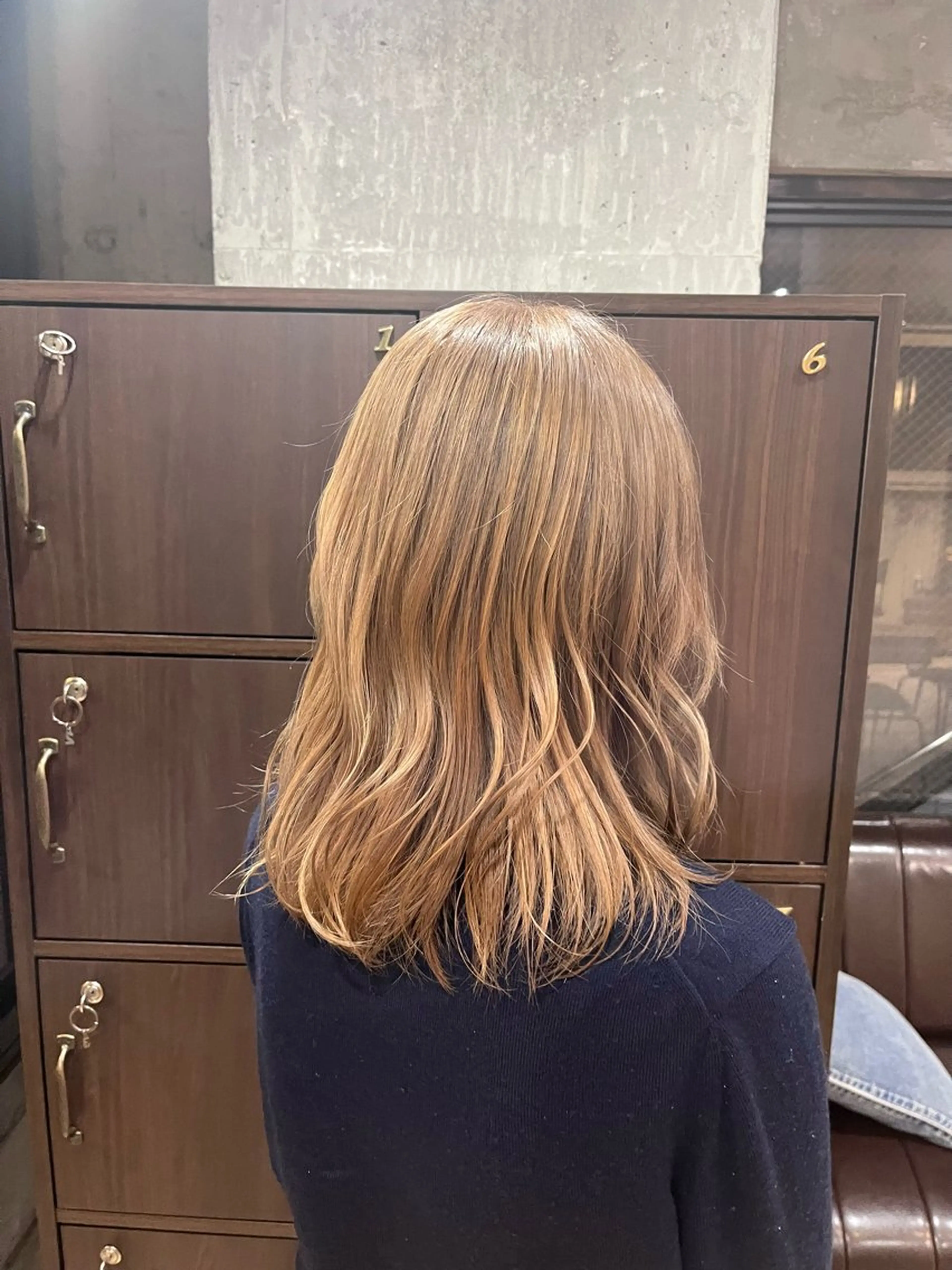 セミロング Roots Home所属・神田 梨華のヘアスタイル