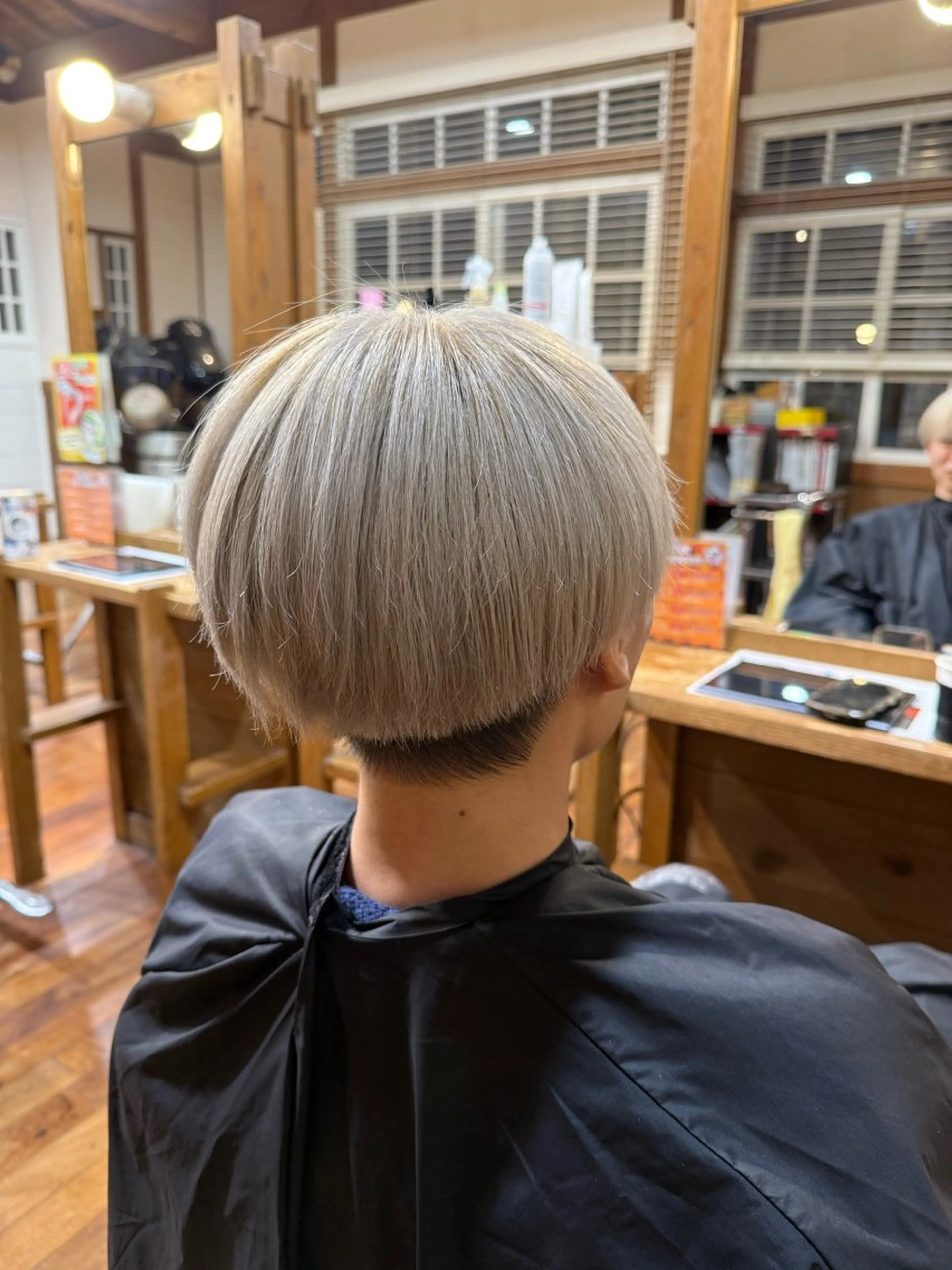 ダブルカラー➕シナジートリートメントトリートメント➕Aujuaトリートメントの写真