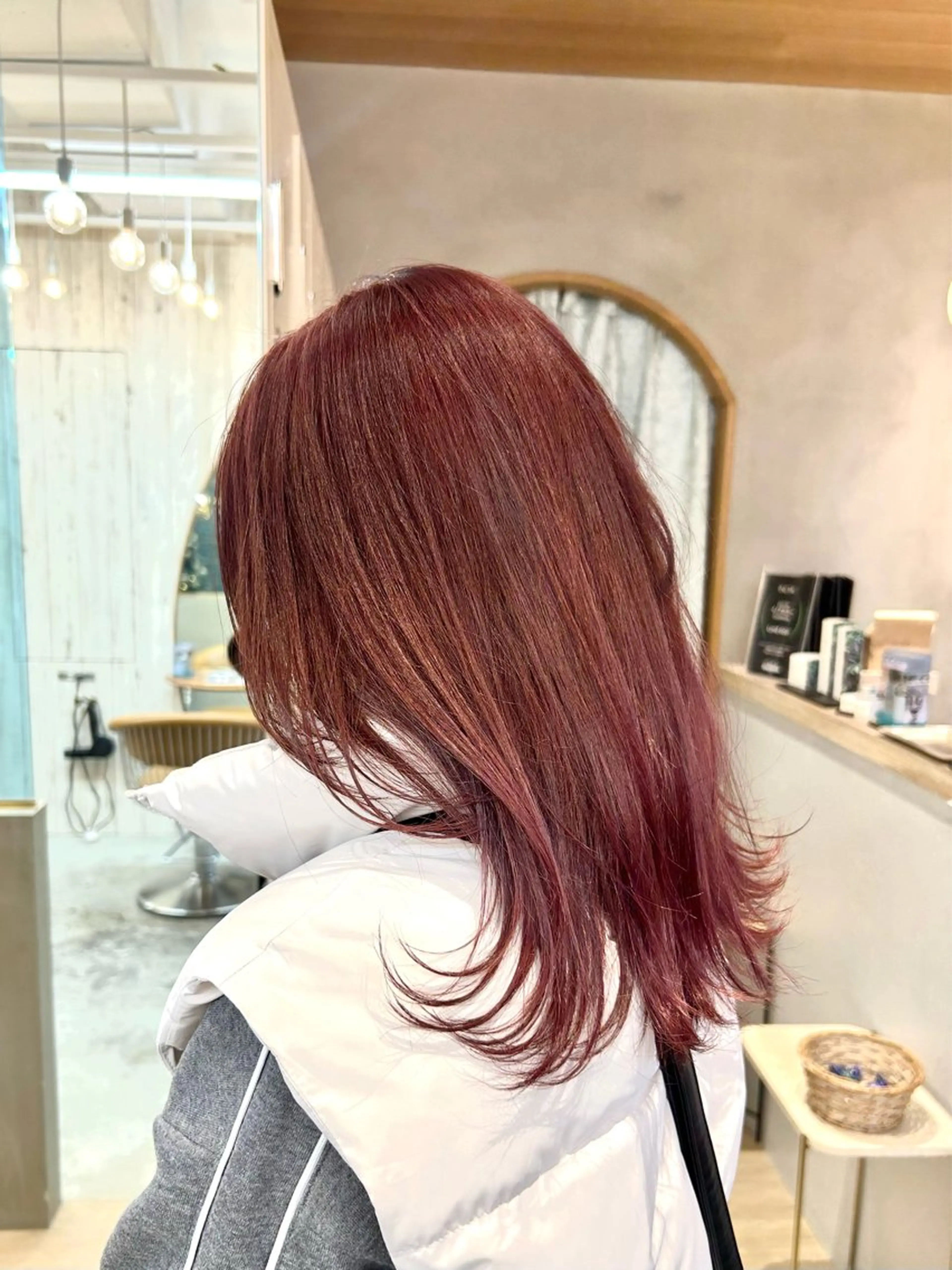 セミロング カット ヘアカラー トリートメント 🩵縮毛矯正/ブリー チ/髪質改善/いつかのヘアスタイル