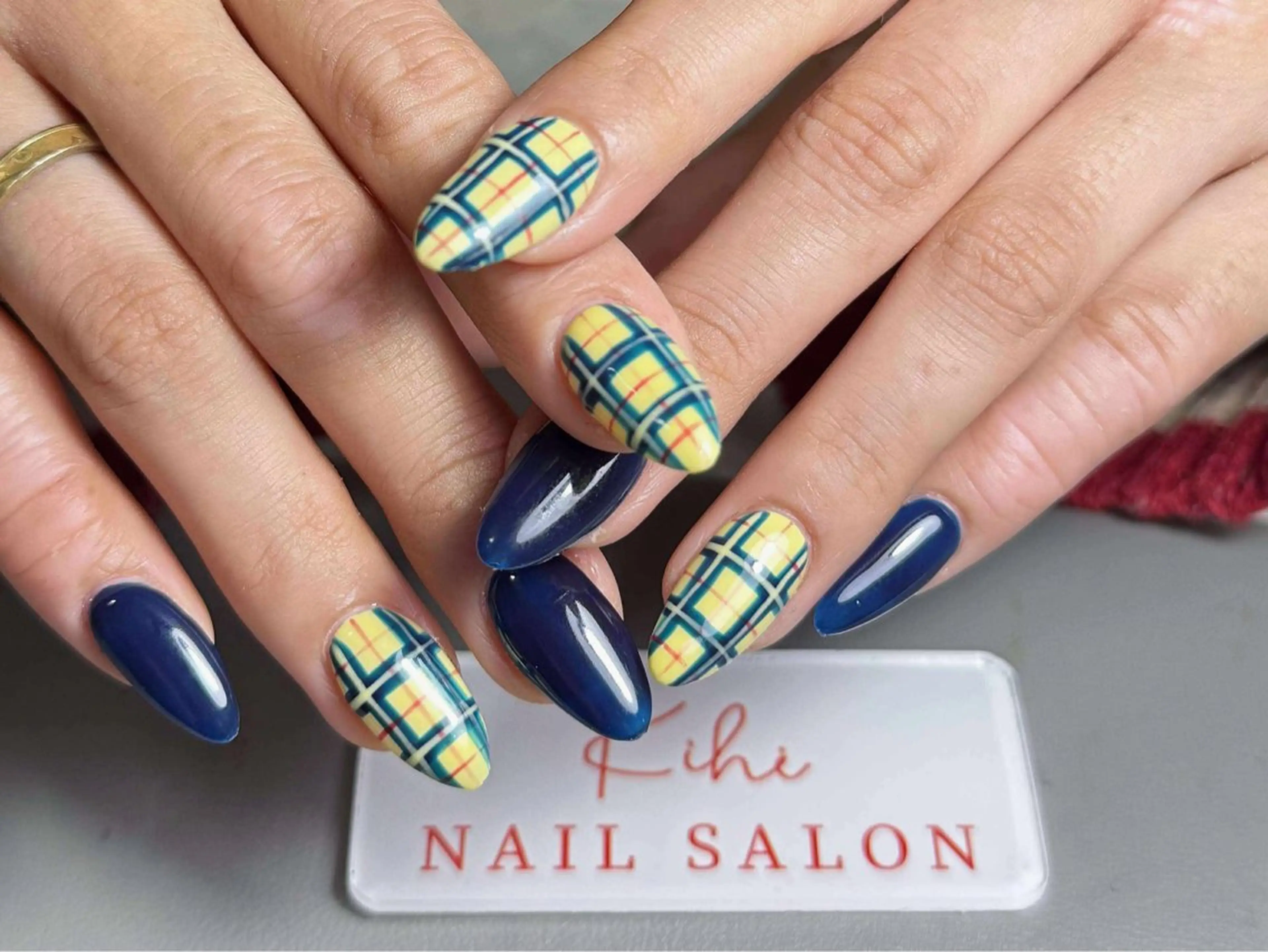 ネイル アートネイル フレンチネイル ジェルネイル グラデーション 韓国ネイル ハンドネイル 💕鈴木ユリ パラジェル/オフ無料のネイルデザイン