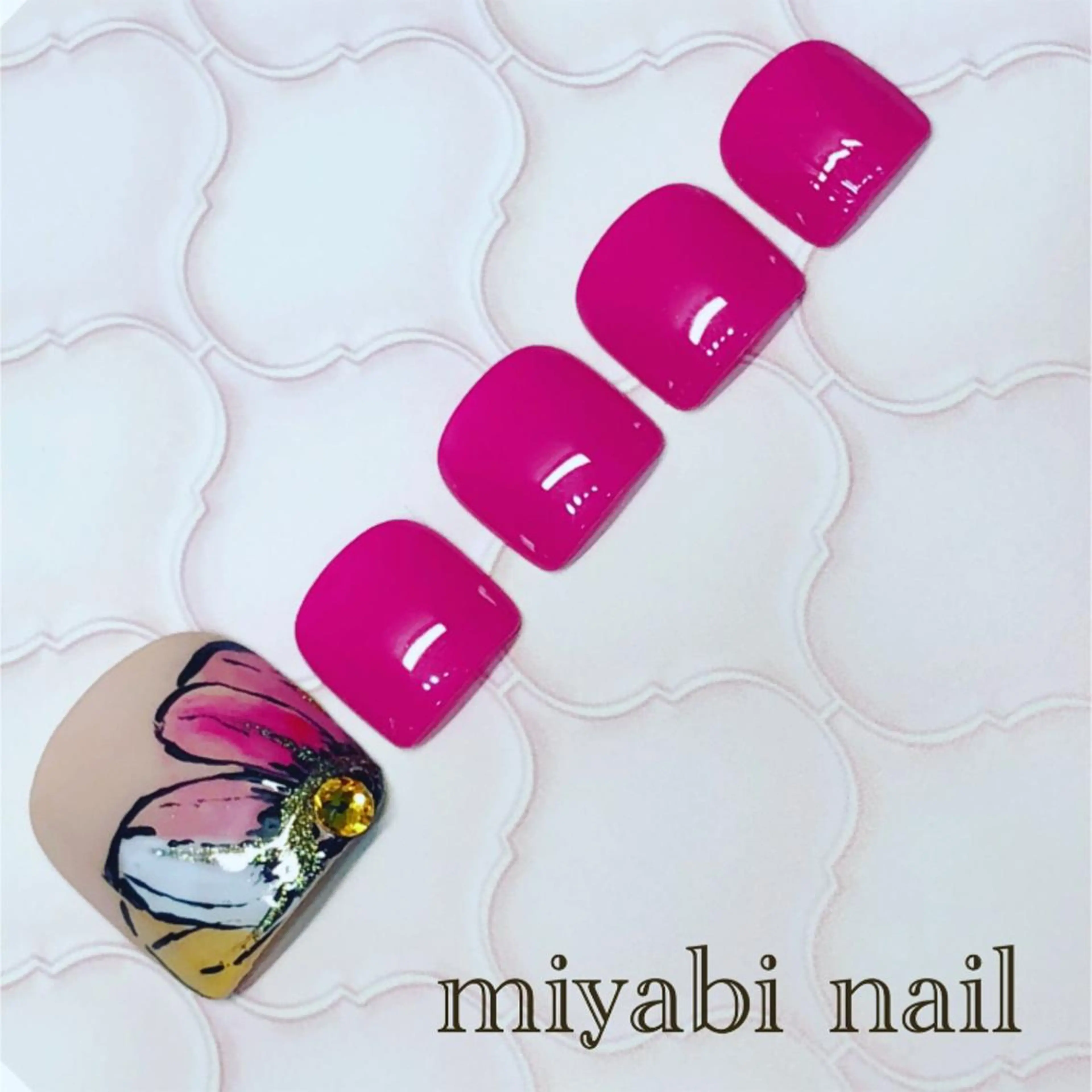 ネイル アートネイル フラワーネイル フットネイル ニュアンスネイル miyabi nail 桂川駅近くのネイルデザイン