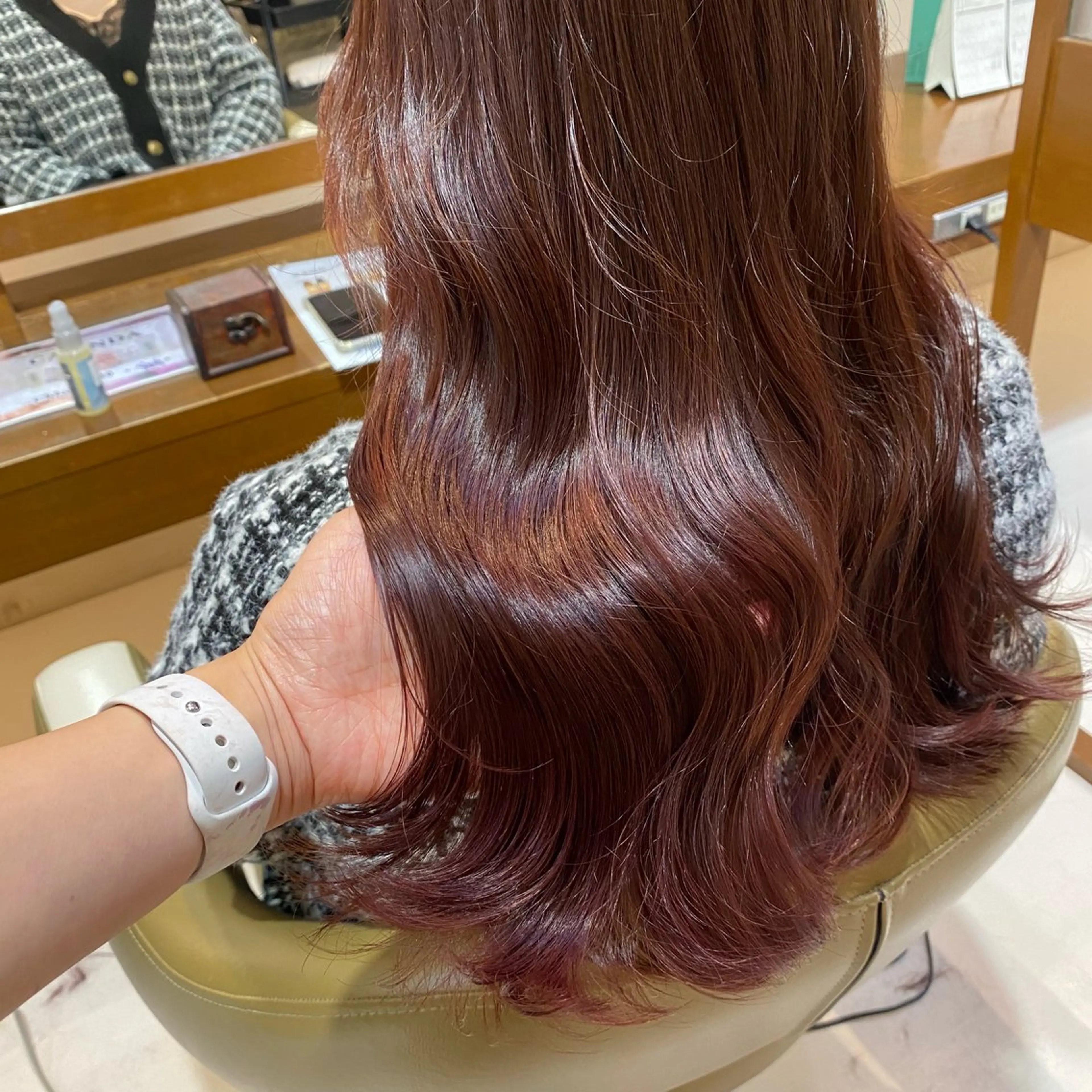 ロング カラー ヘアアレンジ epris 山本 美海のヘアスタイル