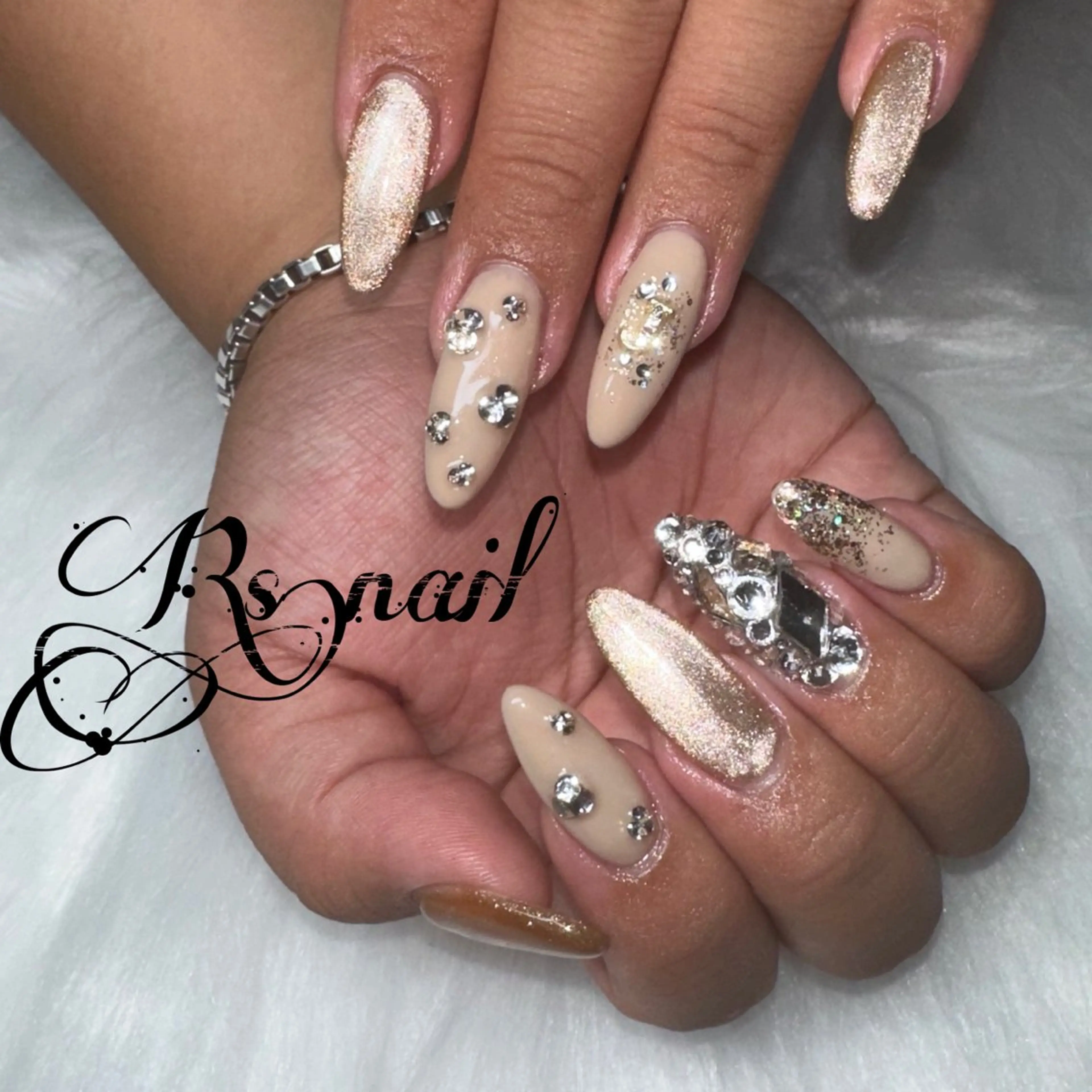 ネイル 加藤 麗華のネイルデザイン