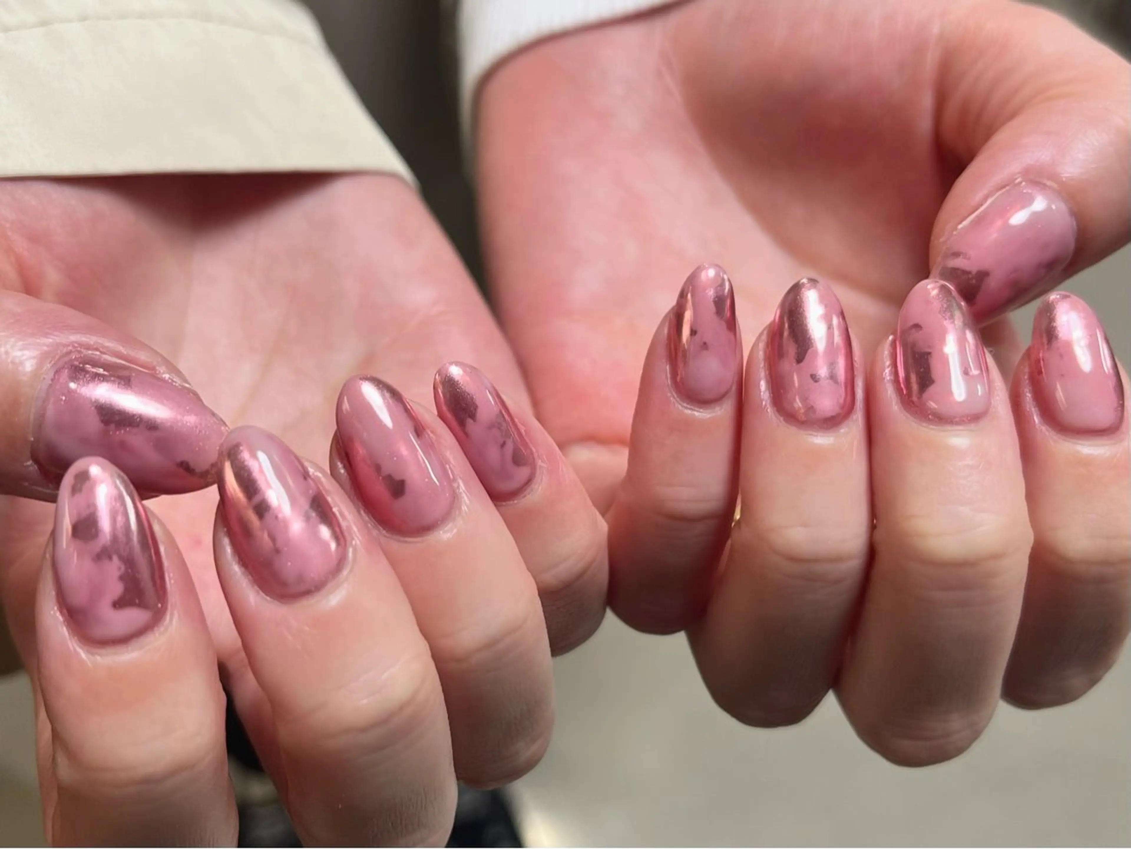 ネイル ミラーネイル ピンク ハンドネイル IZUMIꕤnail 堺筋本町｜心斎橋のネイルデザイン