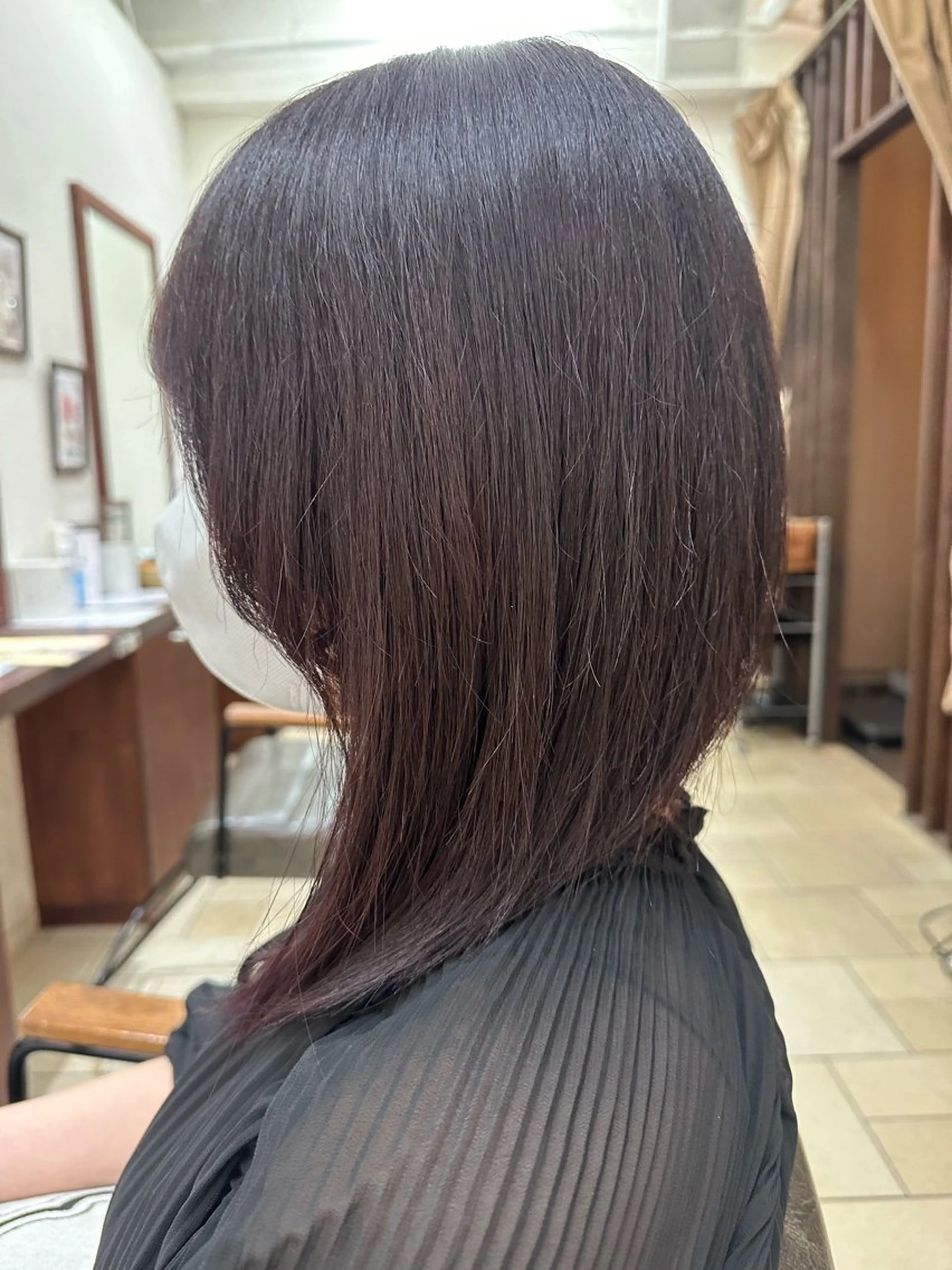 ミディアム 我満 宏映のヘアスタイル