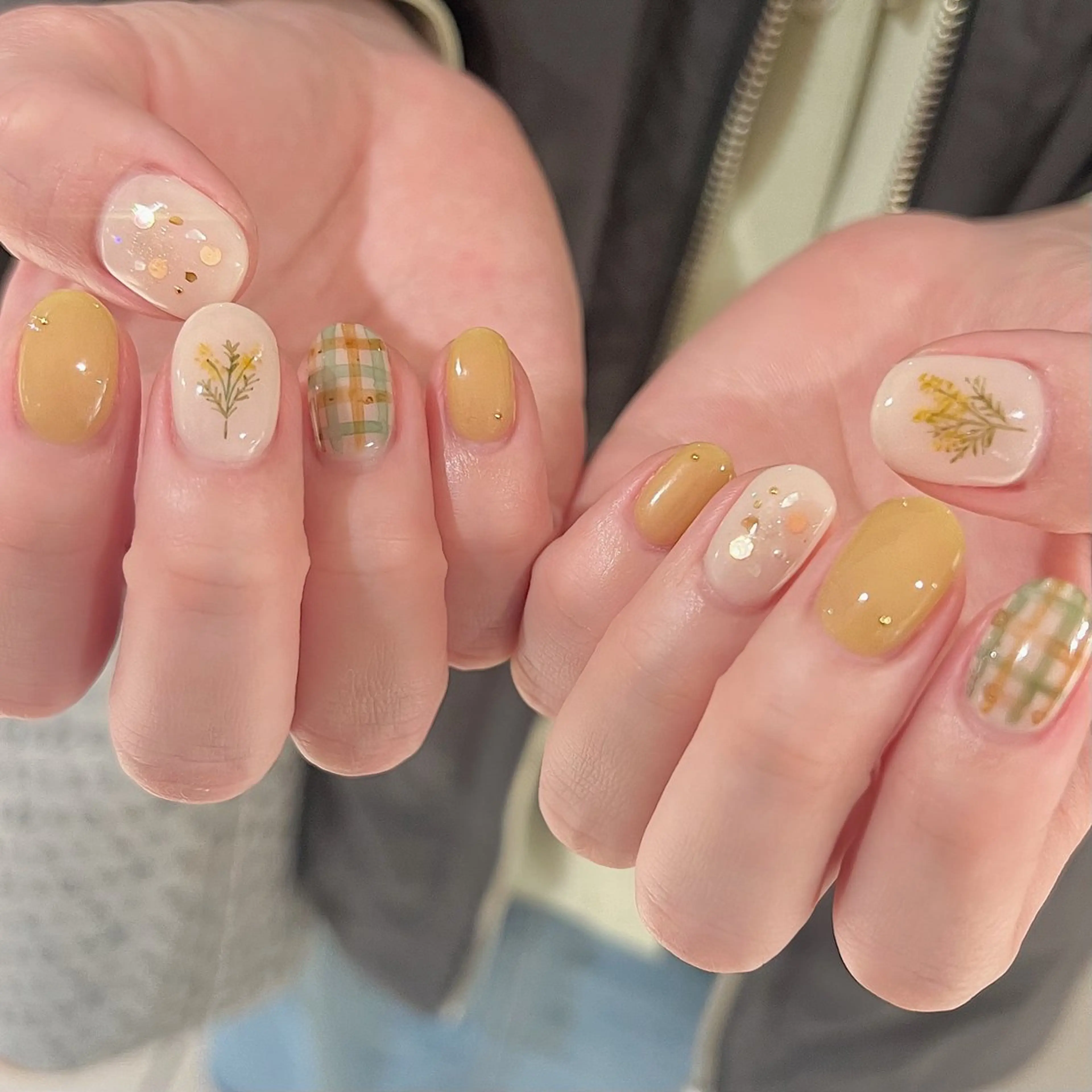 ネイル こまつ やよいのネイルデザイン