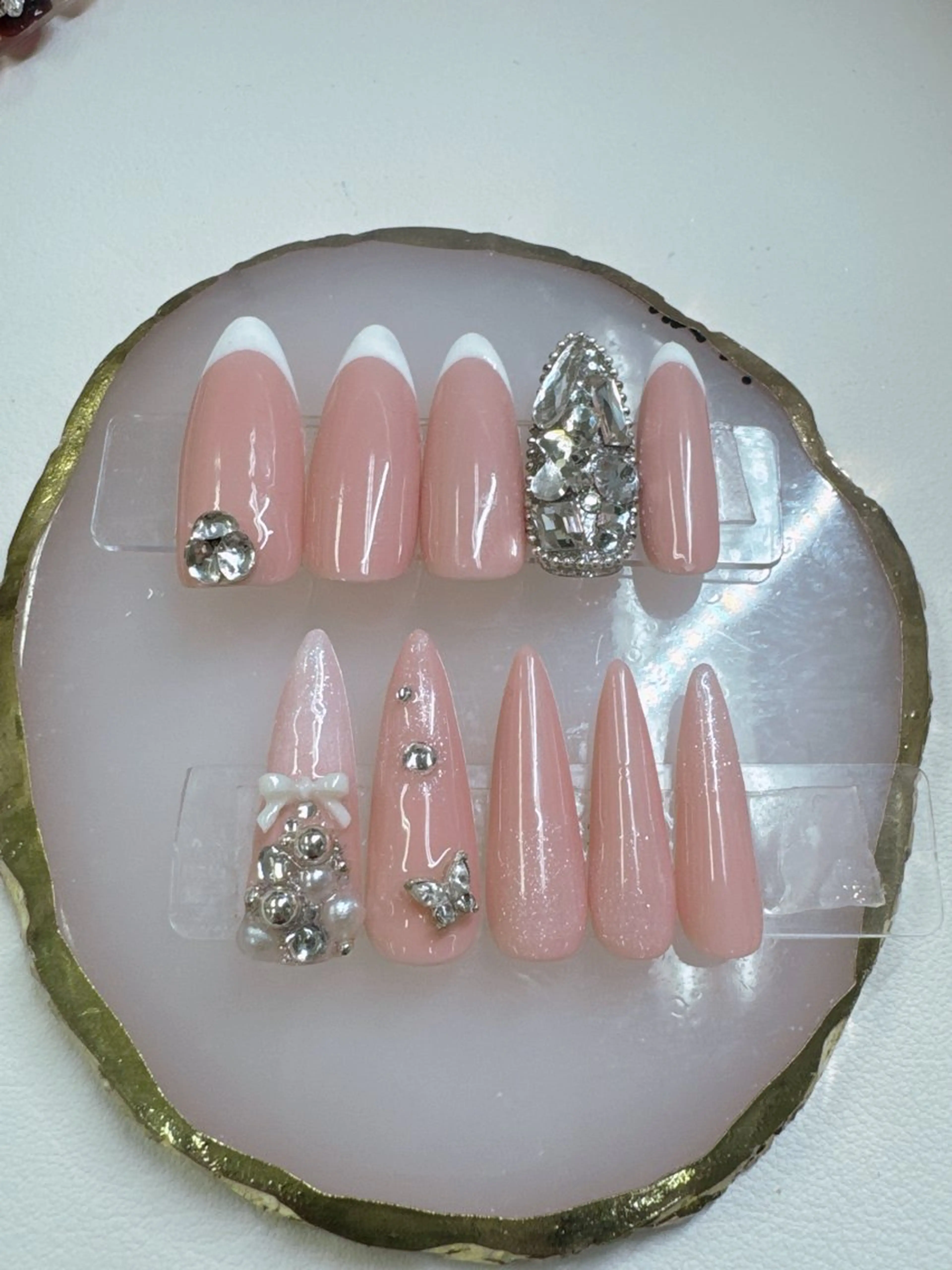ネイル 成人式 フレンチネイル ジェルネイル ガラスフレンチ キラキラネイル Queeens nailのネイルデザイン